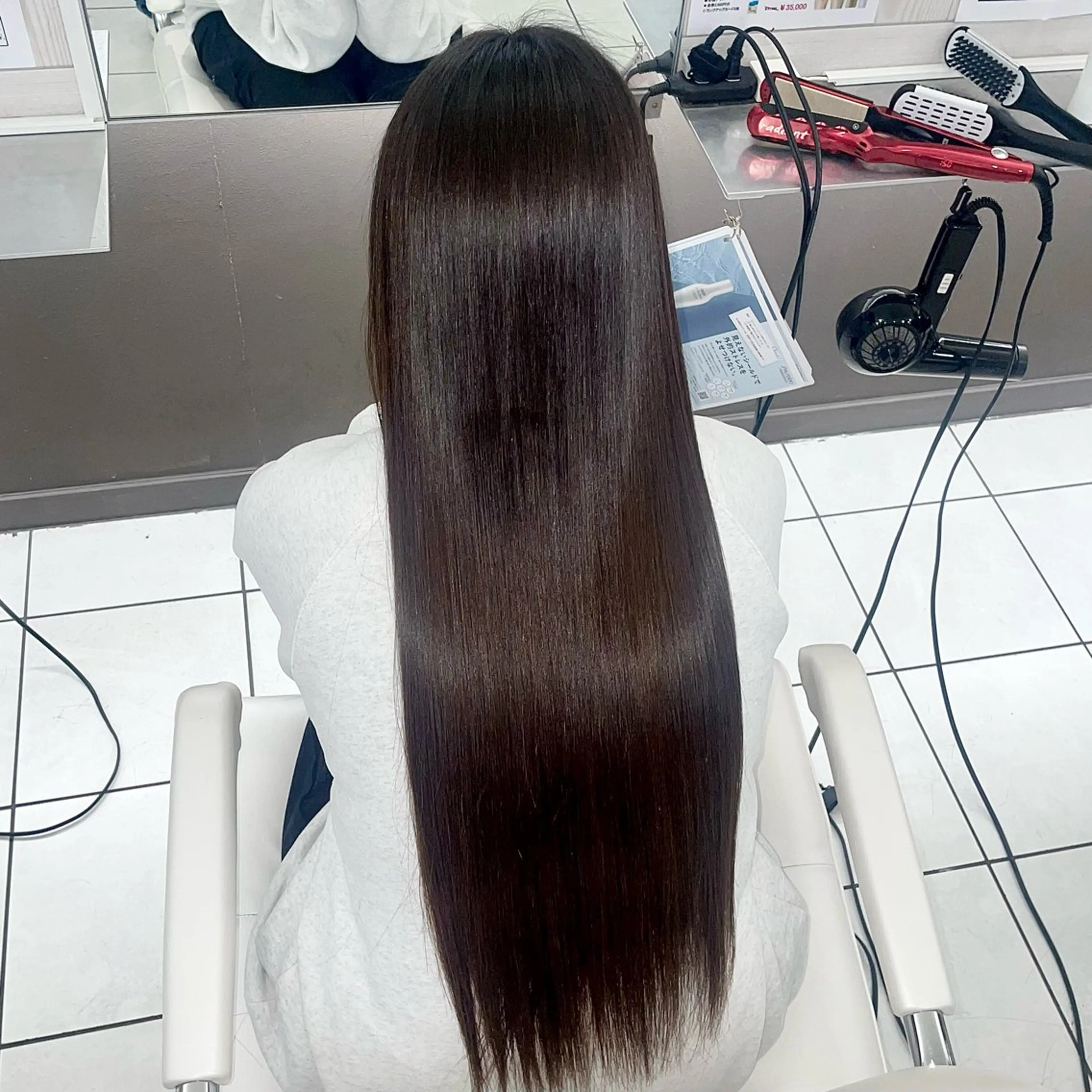 ロング カット 縮毛矯正 トリートメント ダブルカラー/艶髪 🪽minoriのヘアスタイル