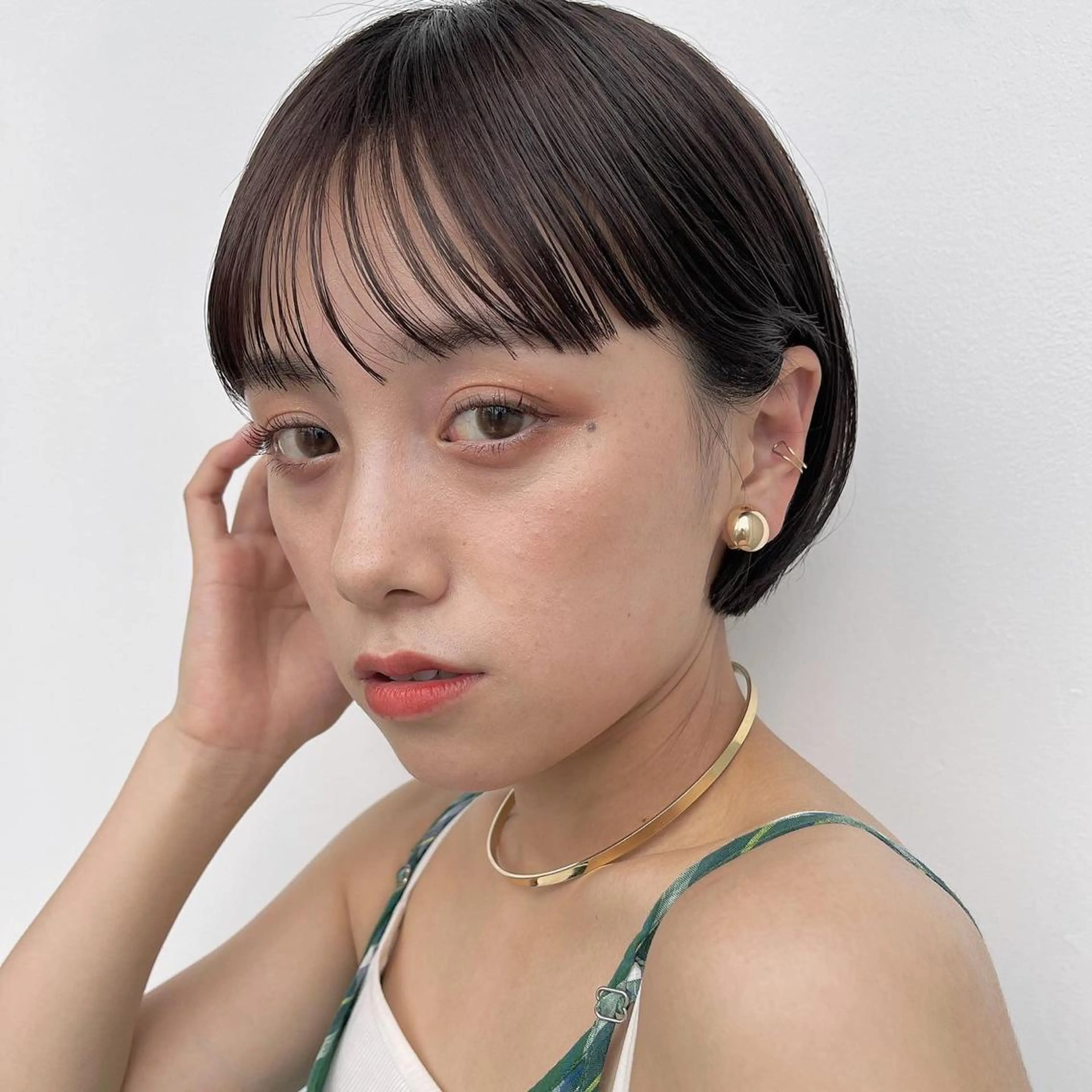 ショート カラー 黒髪 透明感カラー 🌱ボブ/レイヤー/ ベージュ/あやみ✨のヘアスタイル