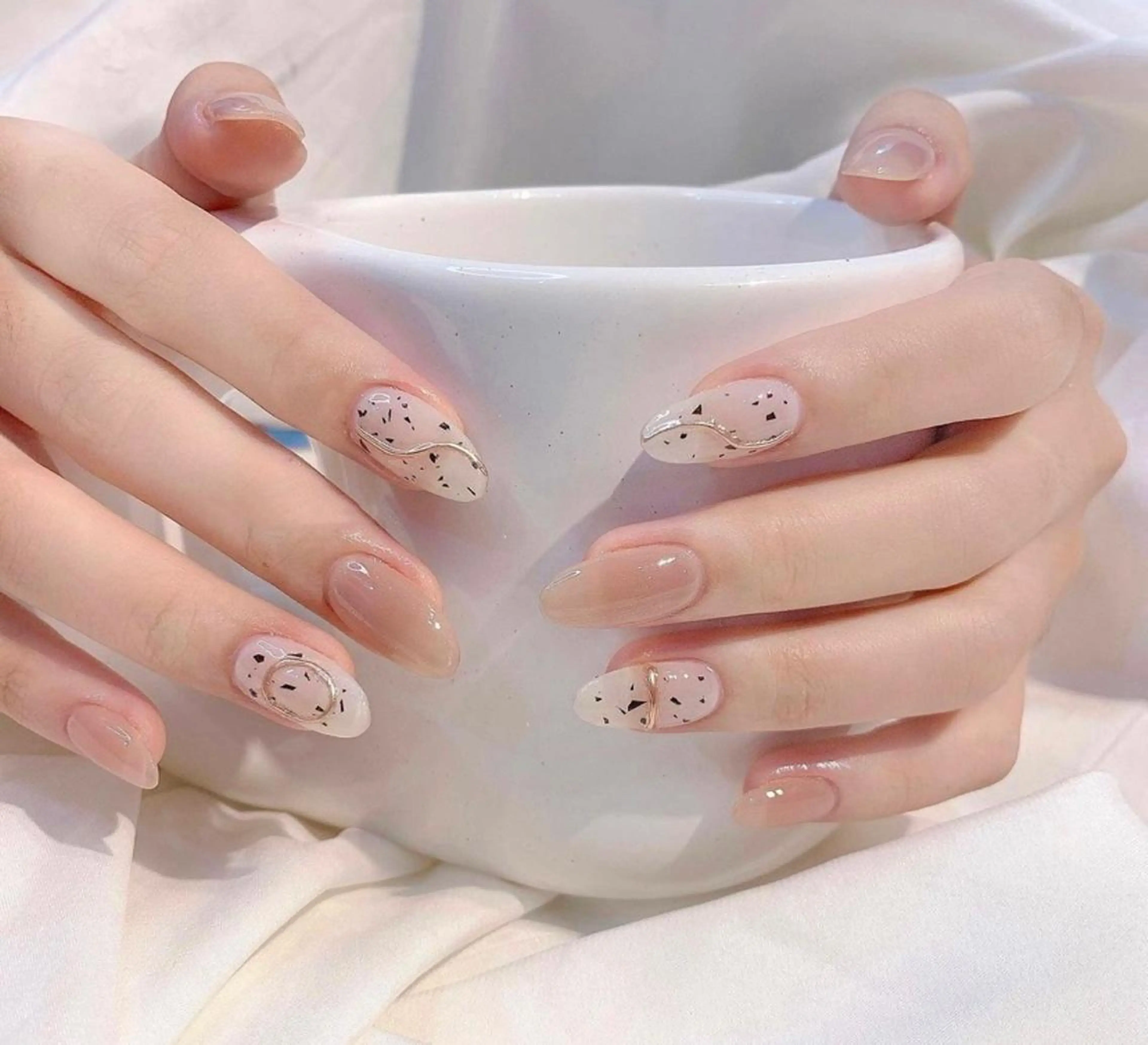 カラー ネイル Ui_Amor (パラジェル)のネイルデザイン