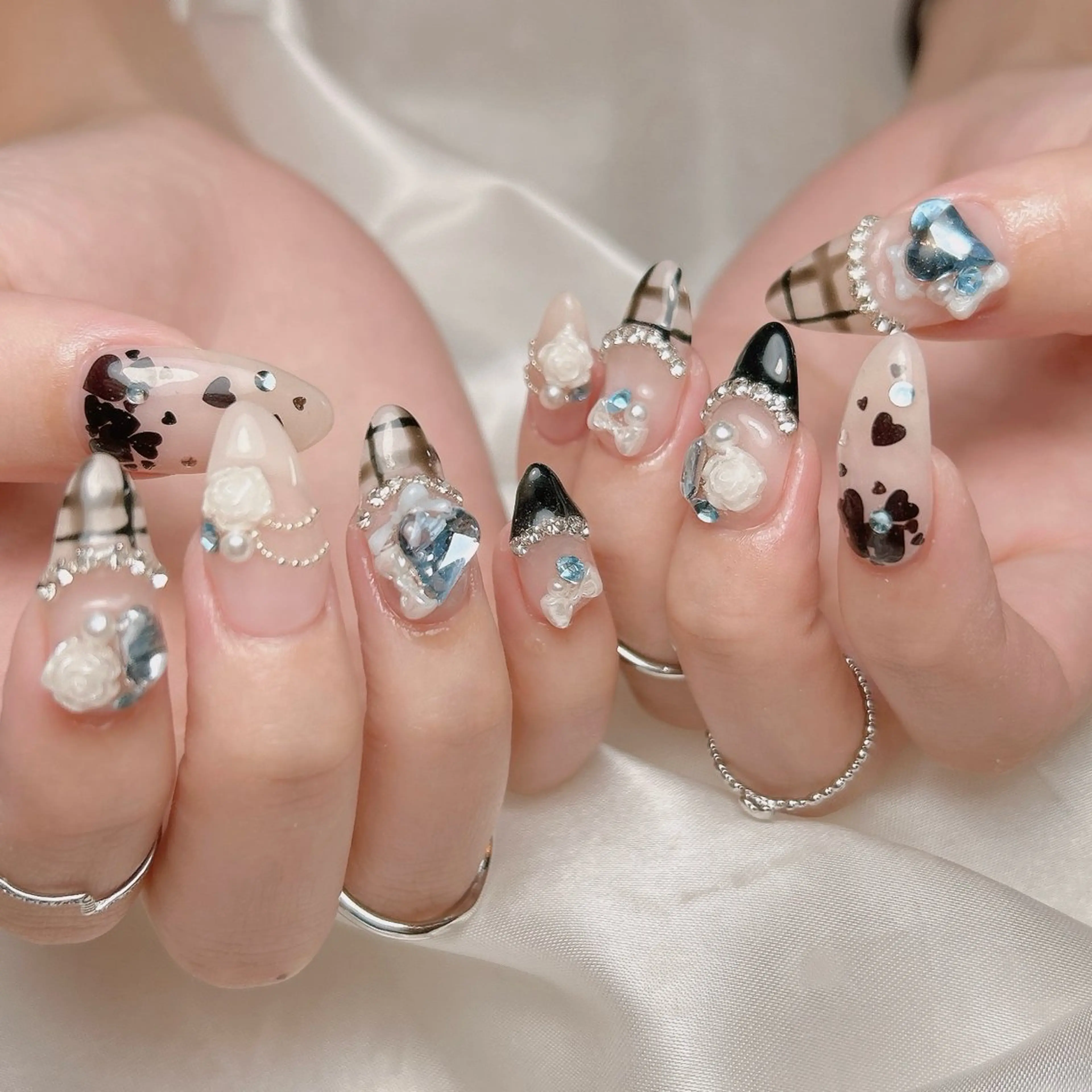 ネイル ハンドネイル junna 金山.東別院.上前津のネイルデザイン