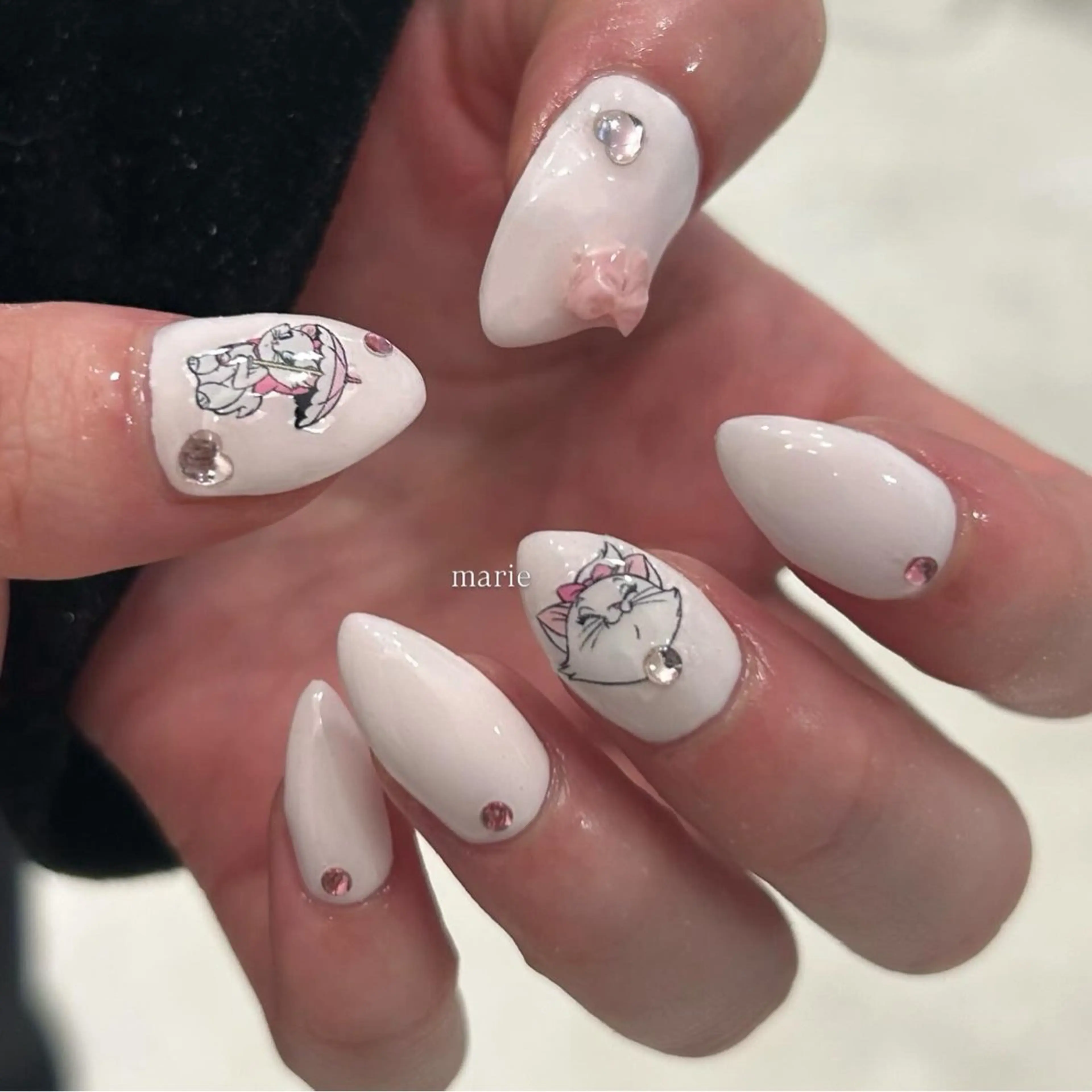 ネイル ハンドネイル honoka ガーリーネイル໒꒱のネイルデザイン