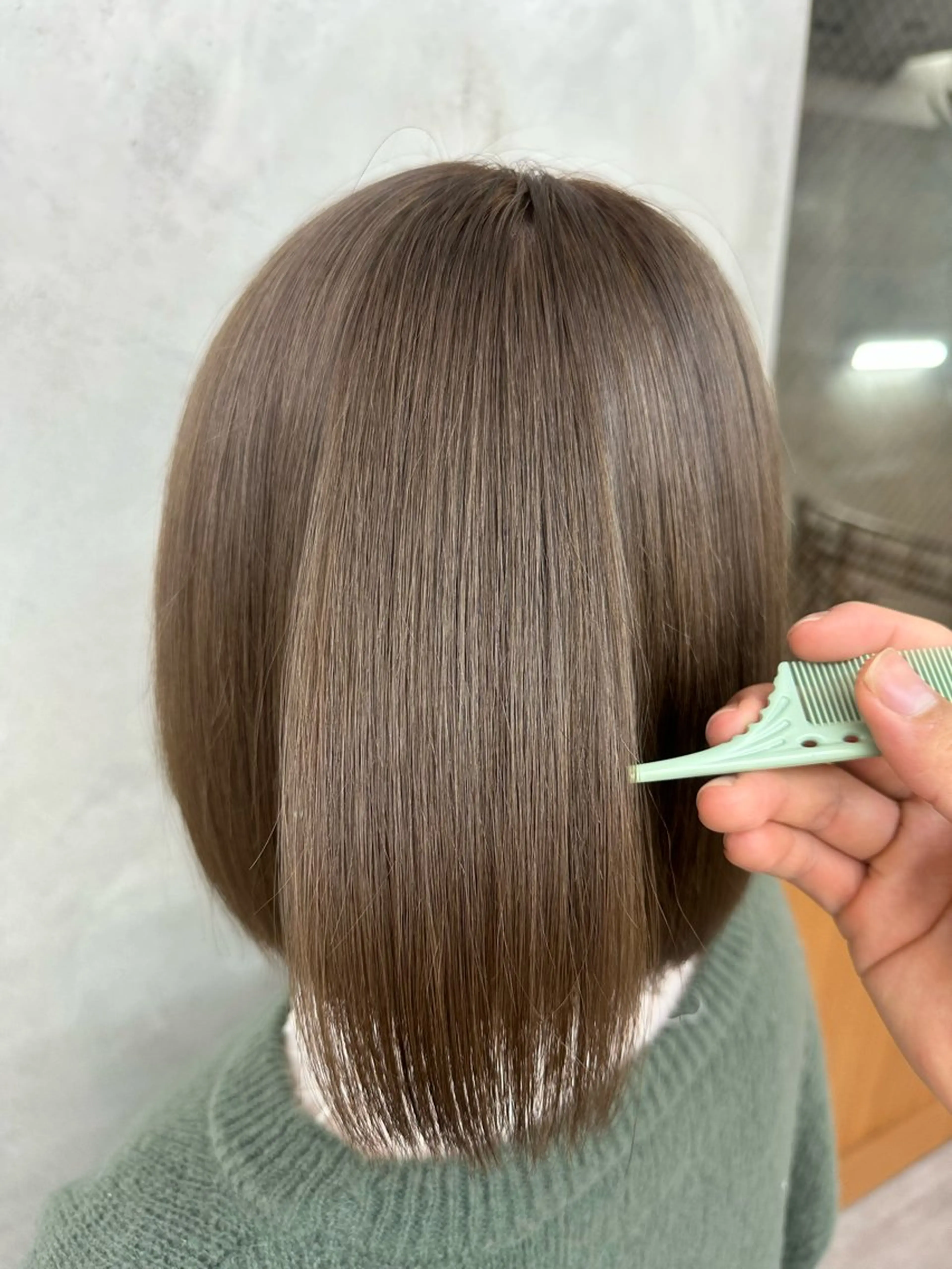 カラー ブリーチ ダブルカラー グレージュ ブリーチなしカラー 佐古 遼太のヘアスタイル