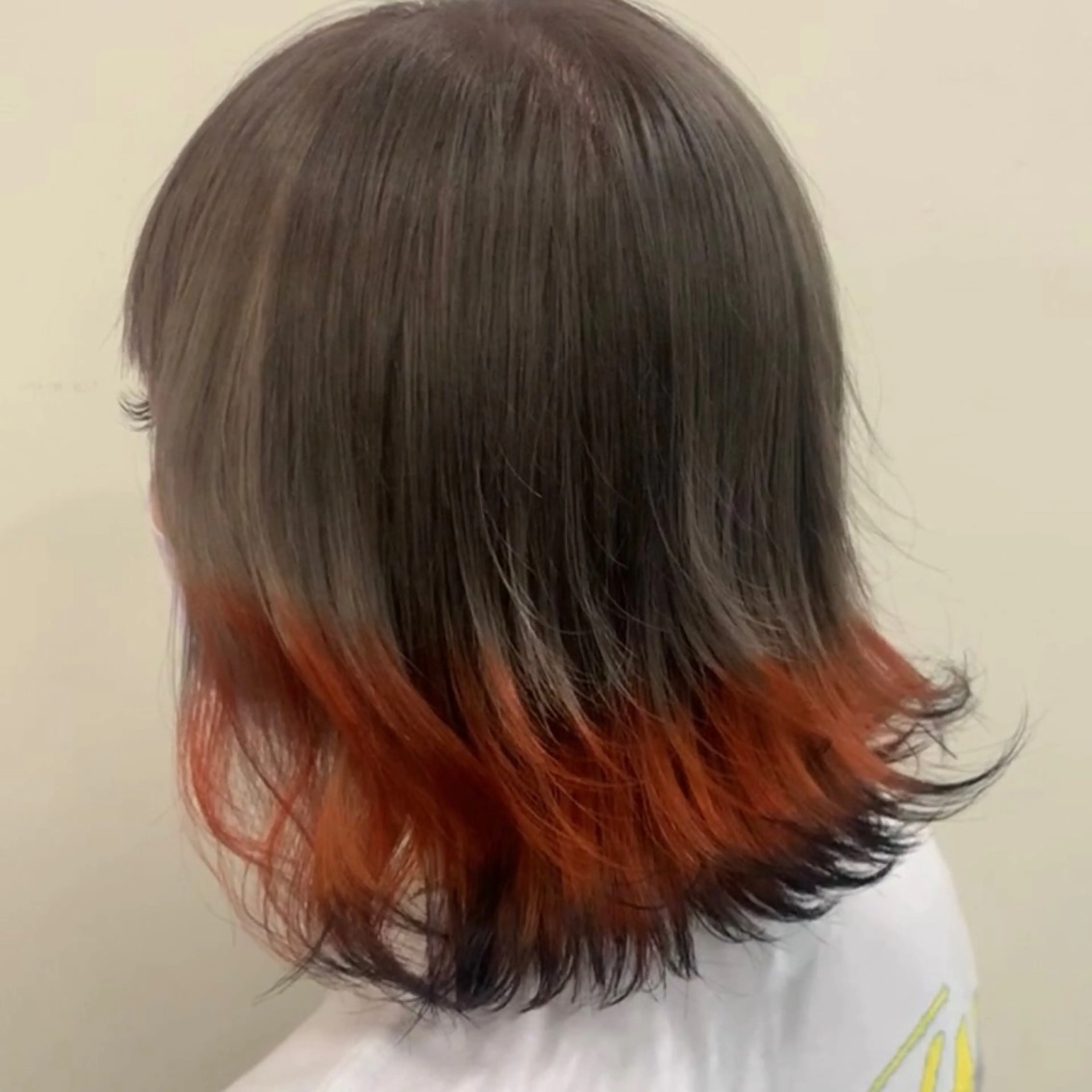 ミディアム 狐カラー ヘアカラー 春日 涼太のヘアスタイル