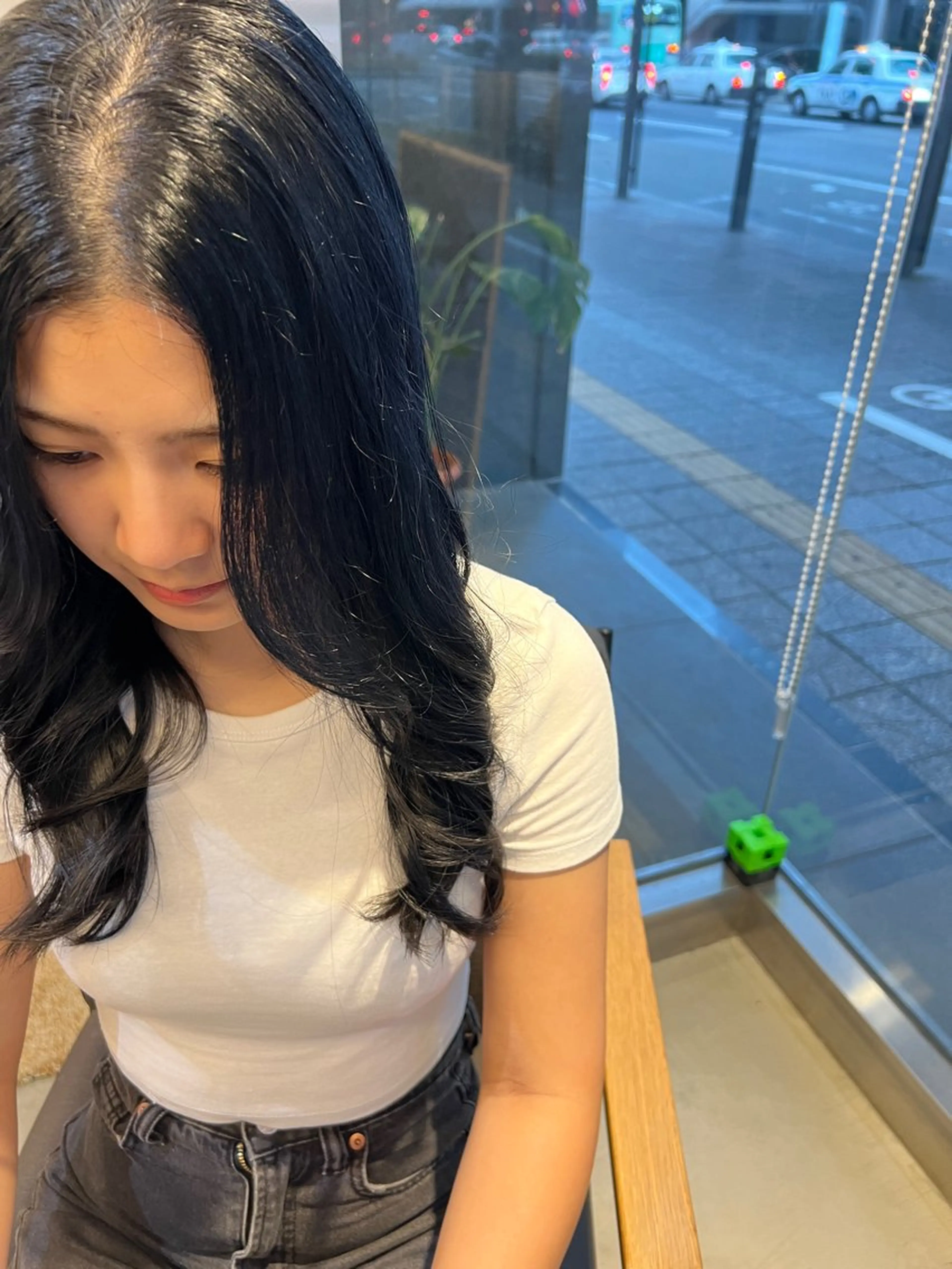 カラー ネイビーカラー ヘアカラー 似合わせ🌿 AYAKAのヘアスタイル