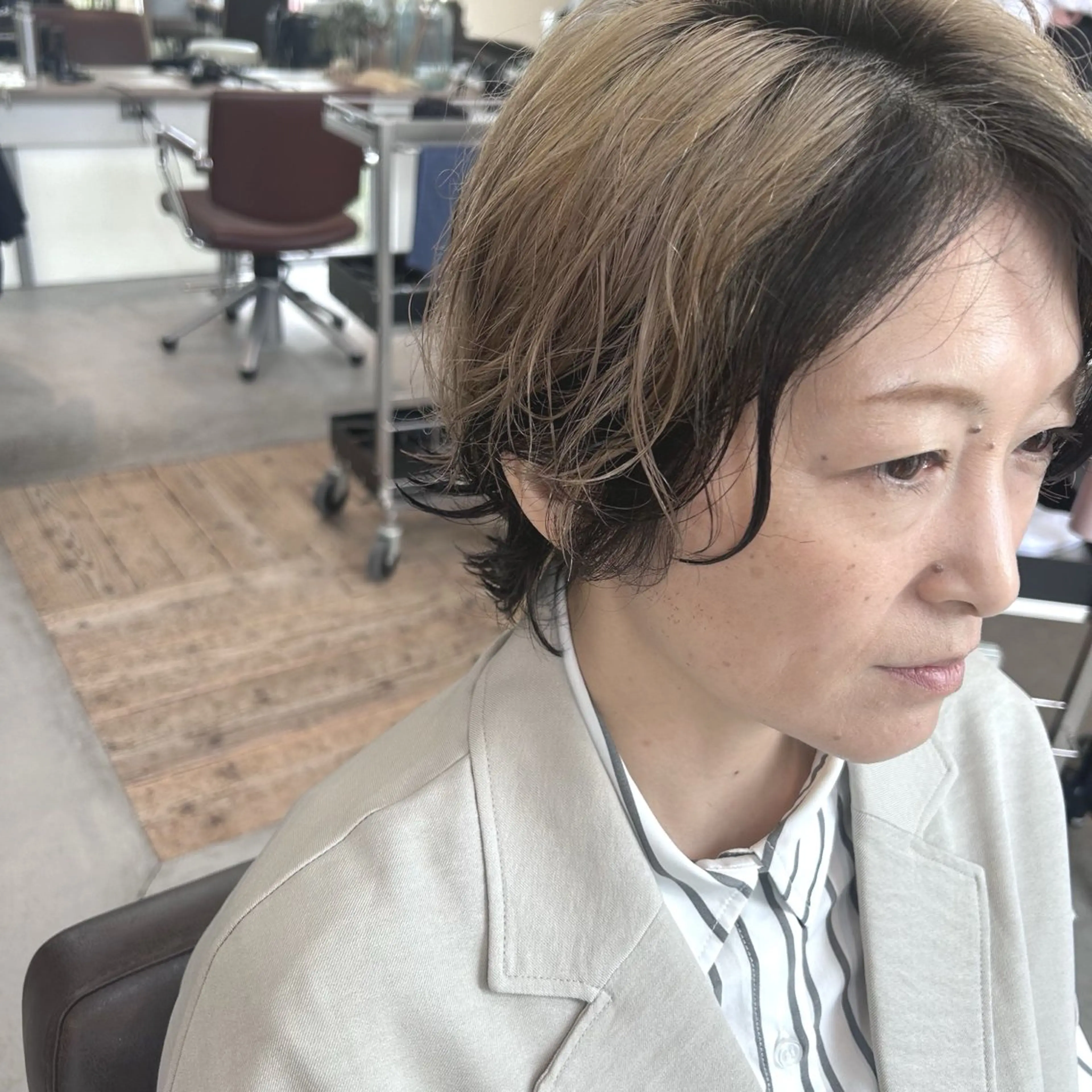 ショート カット パーマ 綿貫 美雪のヘアスタイル