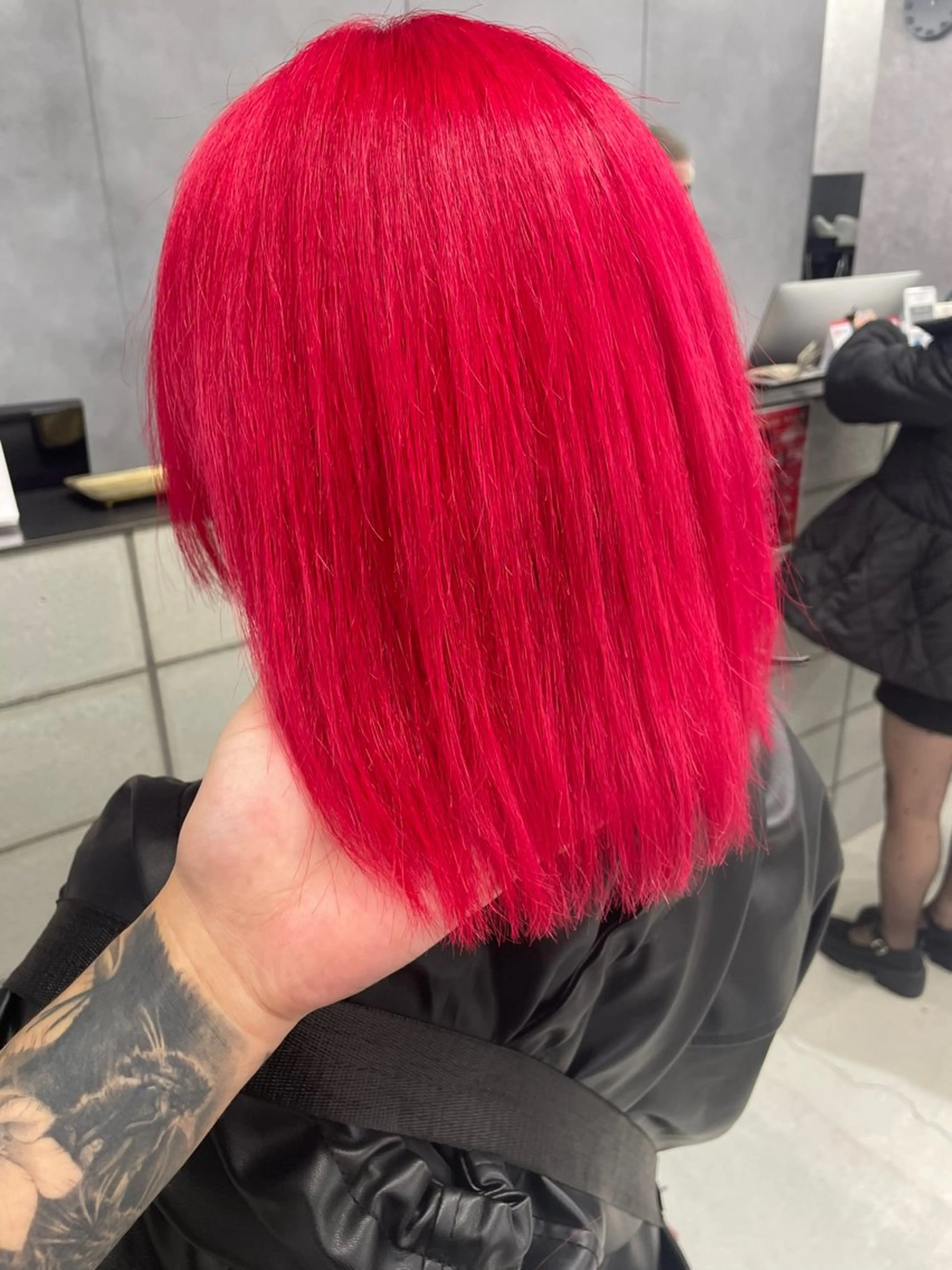 ミディアム カラー レッドカラー ヘアカラー トリートメント LUXBE LUCE 愁のヘアスタイル