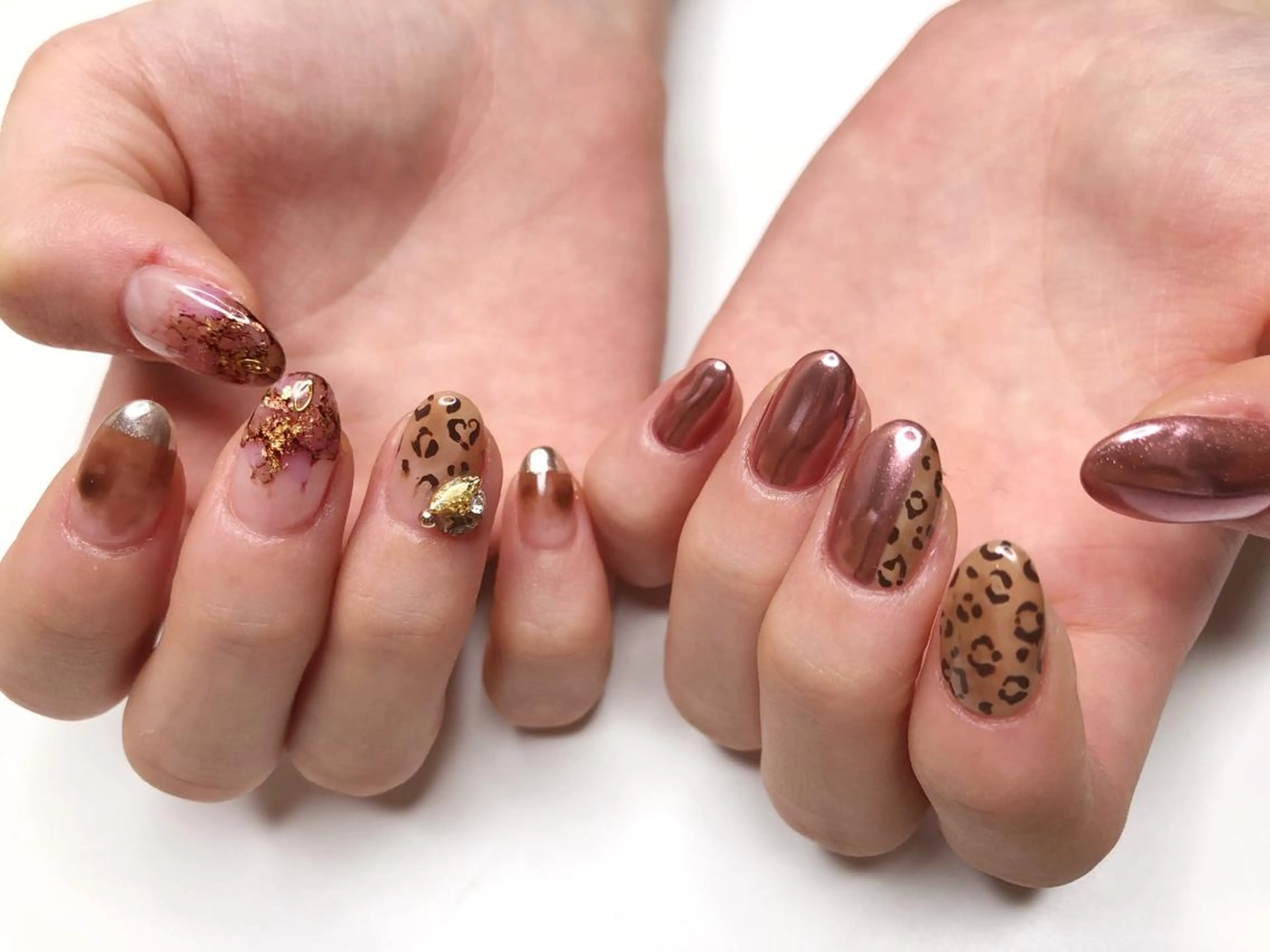 ネイル アニマル柄 NAILSALON RuINのネイルデザイン