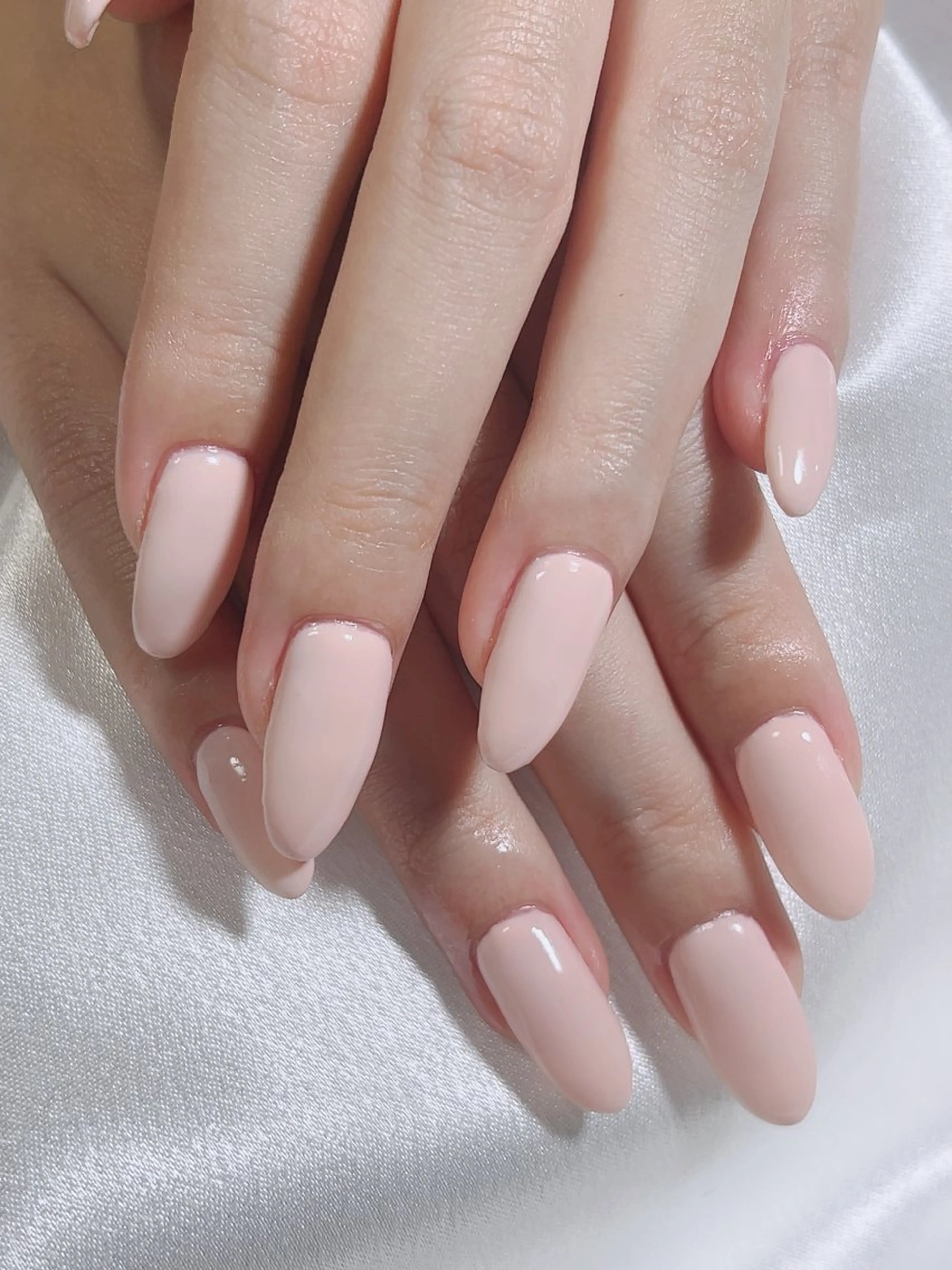 ネイル ハンドネイル nail studio Ulu所属・漆崎 茜のネイルデザイン