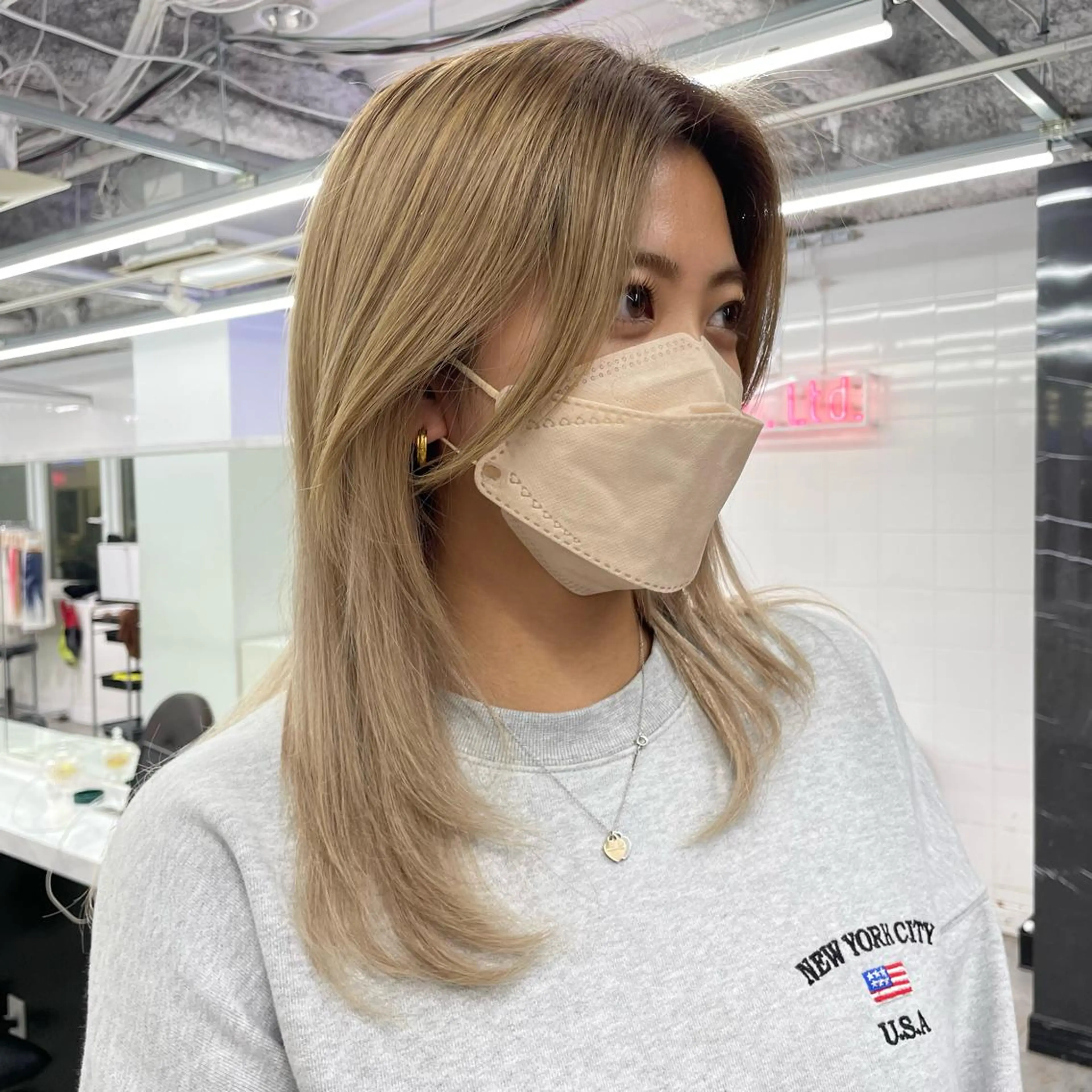カラー 🪸店長ハイトーン エクステmisakiのヘアスタイル
