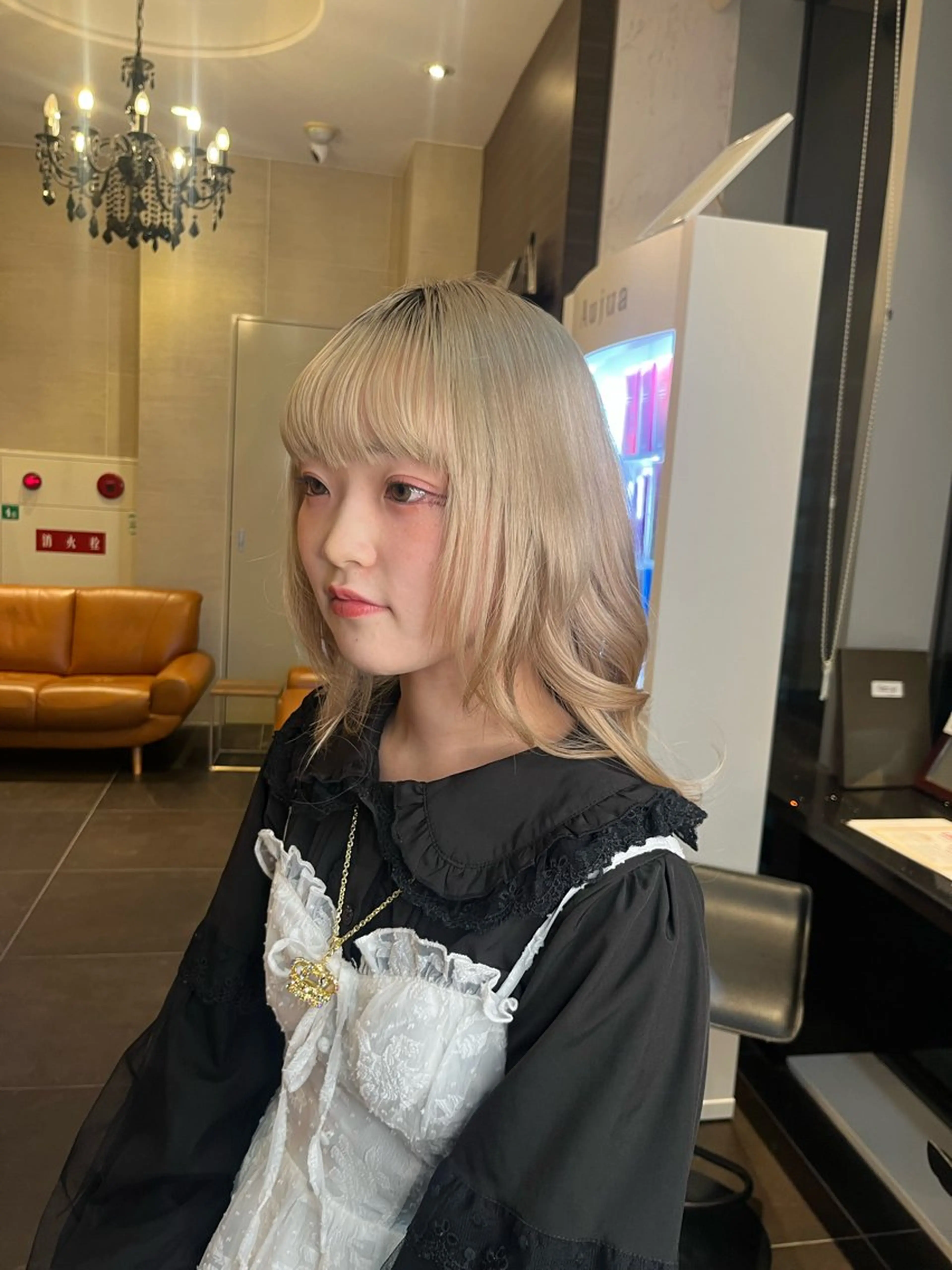 ヘアアレンジ 透明感カラー✨🩵 韓国ヘアkanatoのヘアスタイル