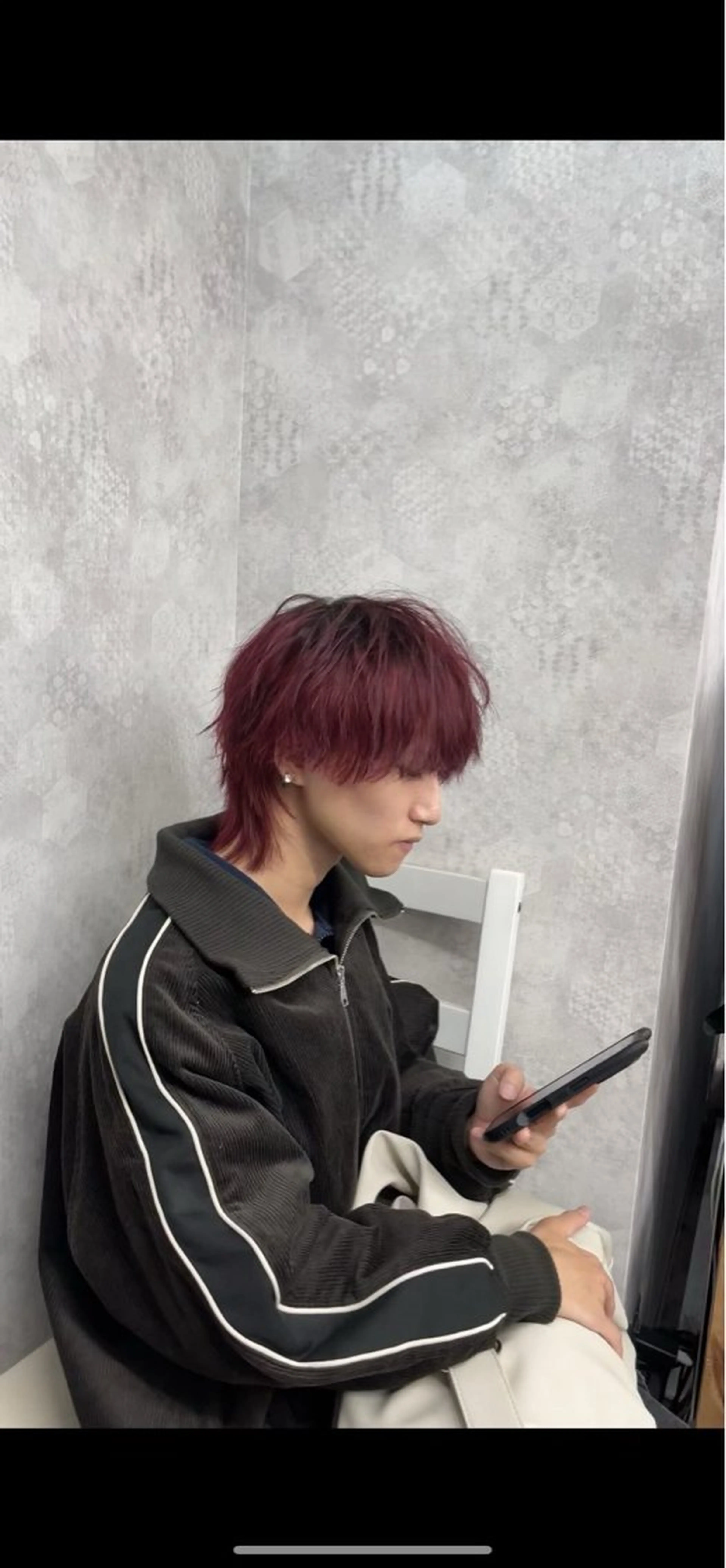 カラー メンズ フェザーの鬼 🇰🇷yutoのヘアスタイル