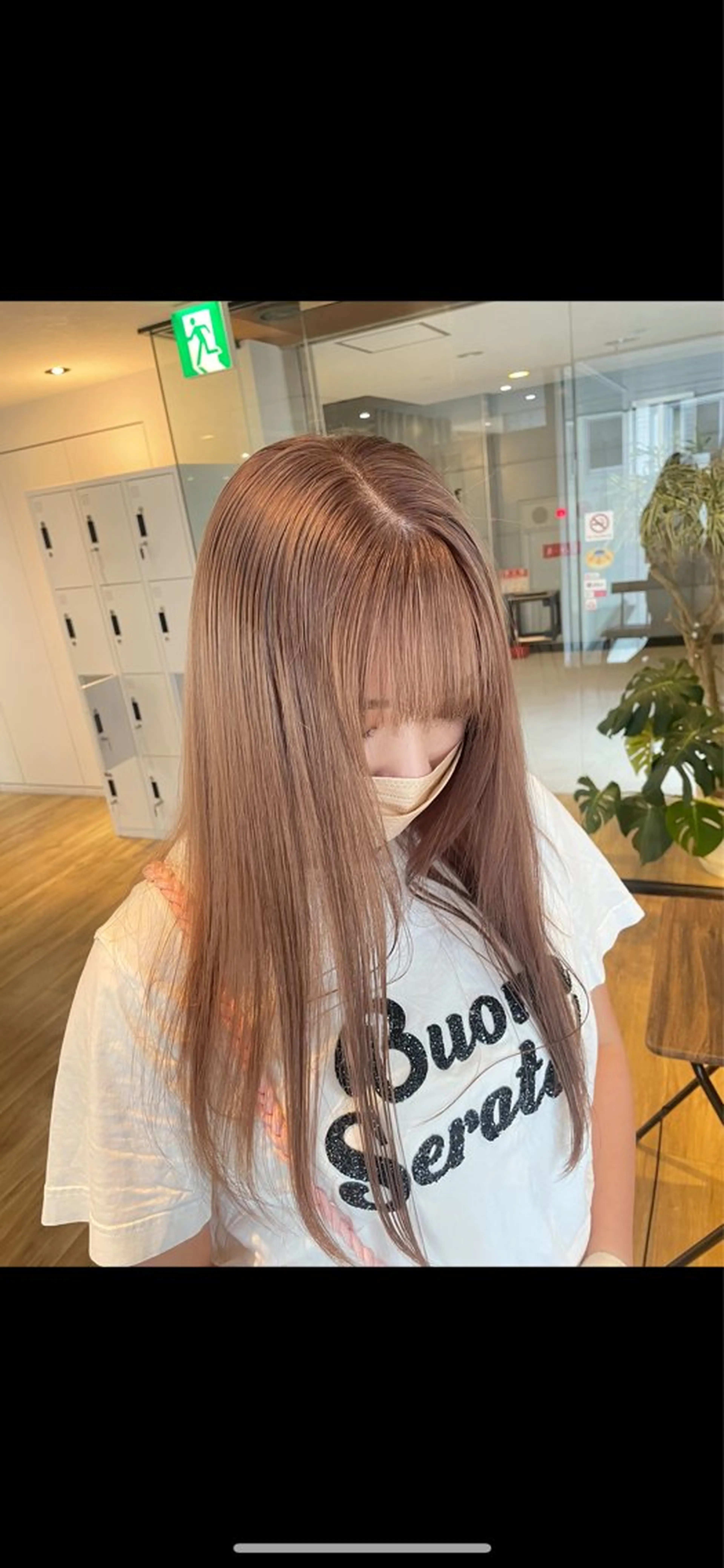 カラー ベージュカラー ブリーチ ミルクティーベージュ 前田 菜奈子のヘアスタイル