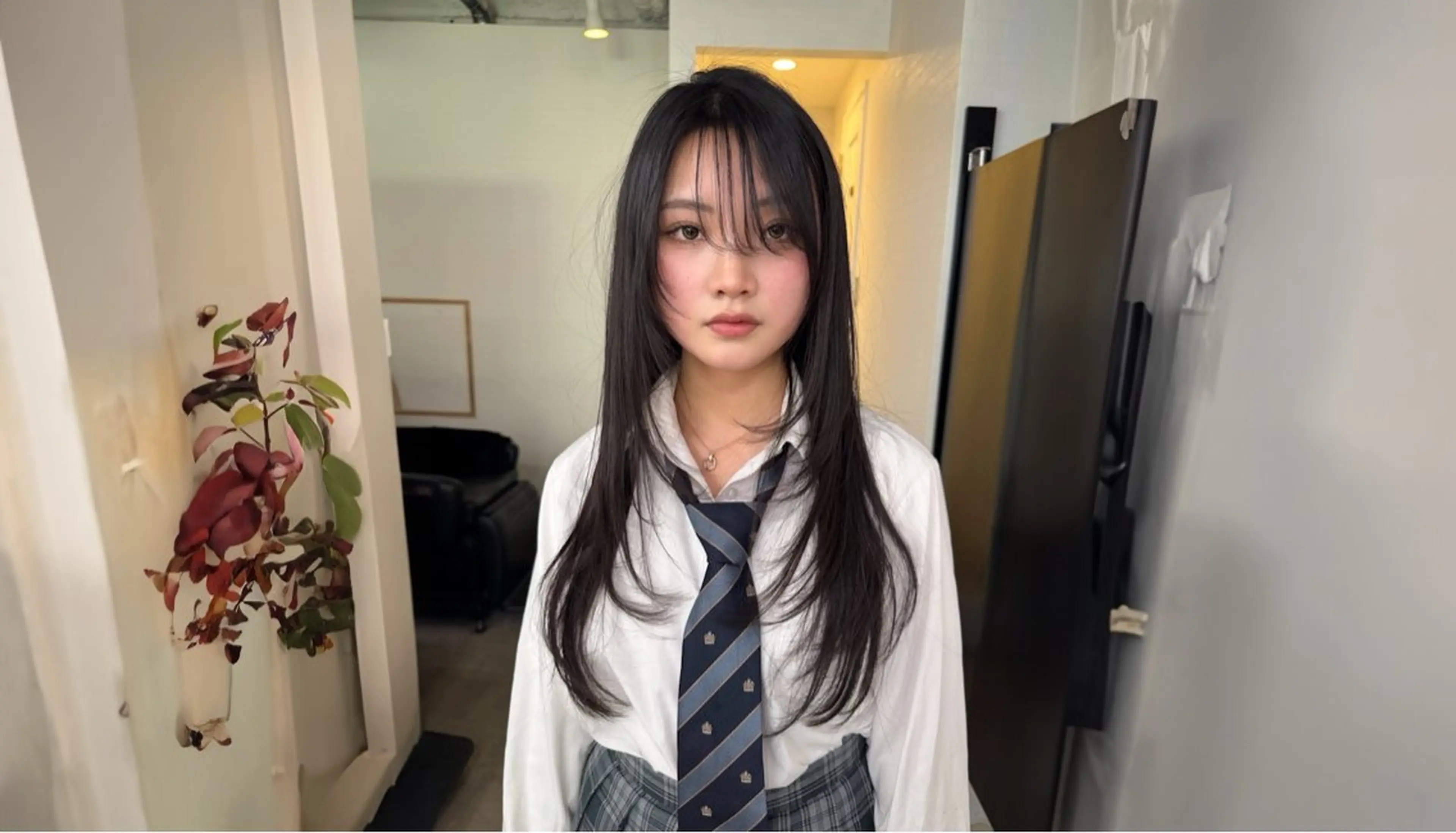 ロング カラー レイヤーカット カット ヘアカラー トリートメント 縮毛矯正 髪質改善寺坂雄飛💐のヘアスタイル