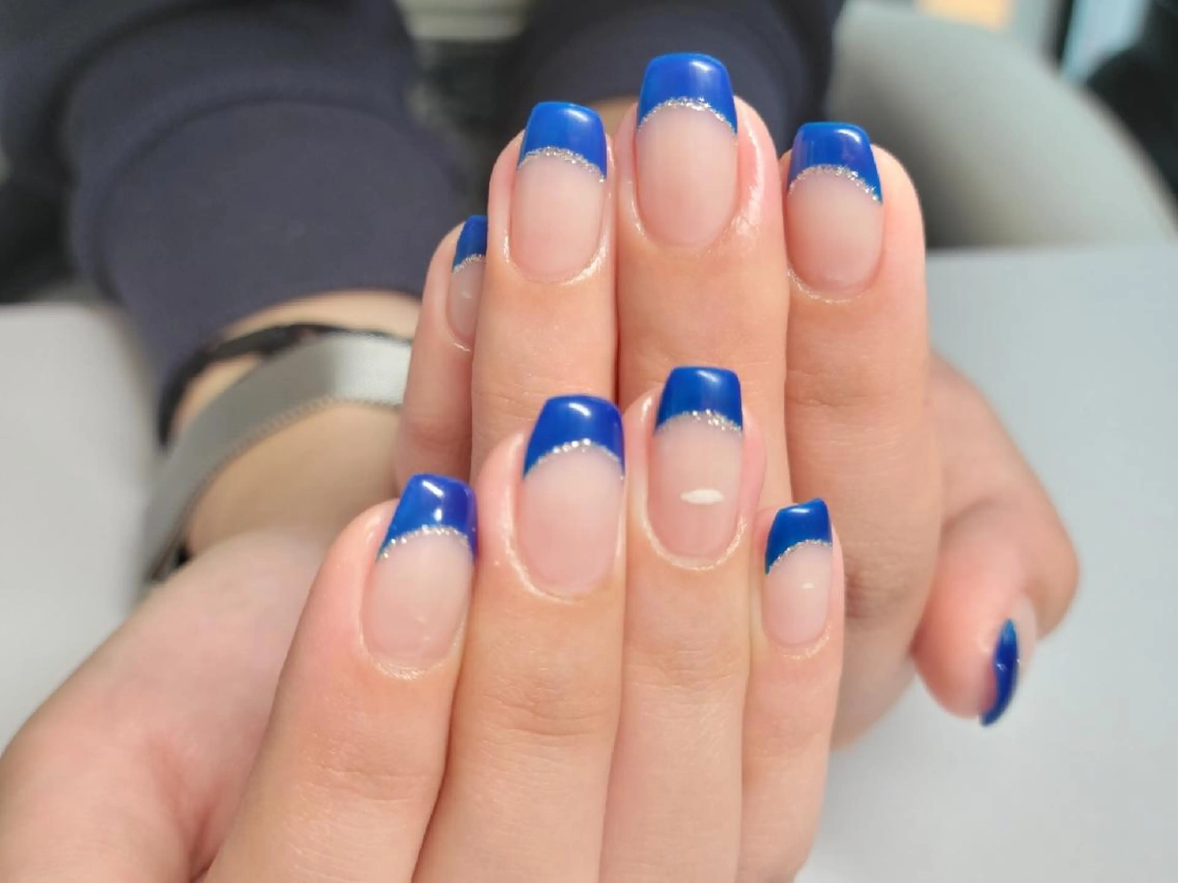 ネイル フレンチネイル ジェルネイル パラジェル WHITELY みどりのネイルデザイン