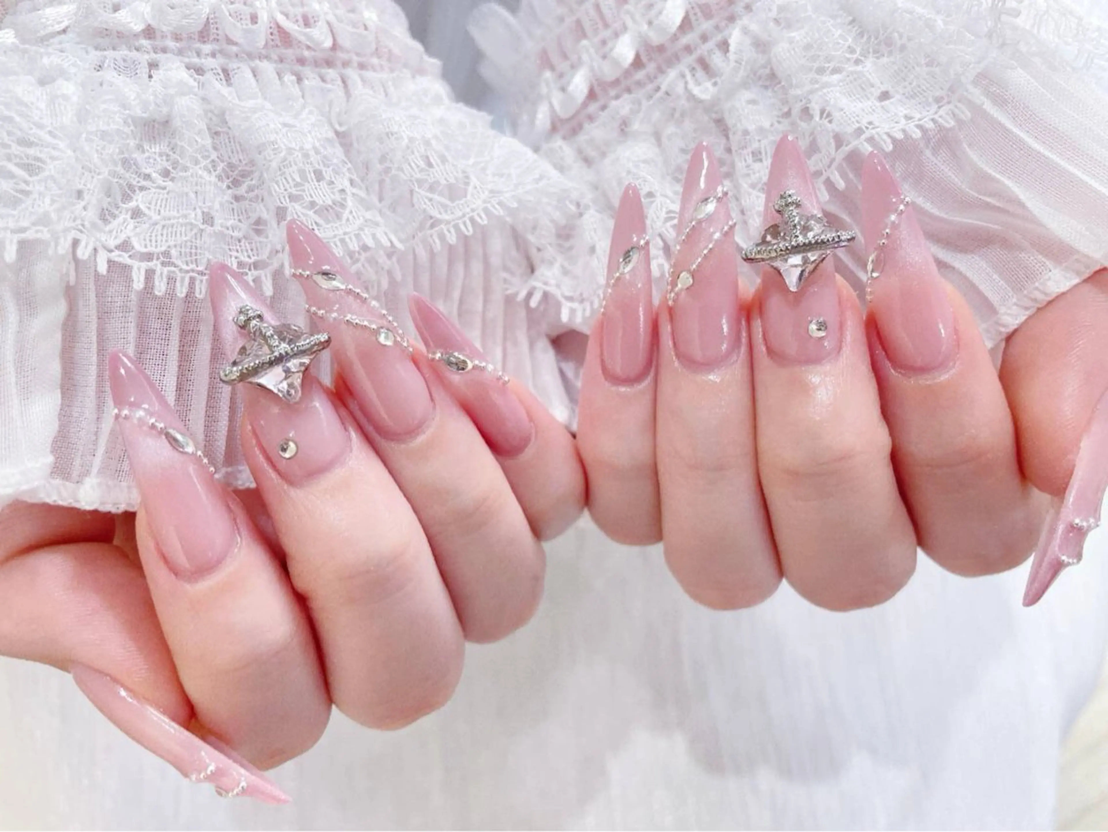 ネイル チークネイル 長さ出し フレンチネイル ガーリー 韓国ネイル sun nail池袋 モデル募集のネイルデザイン