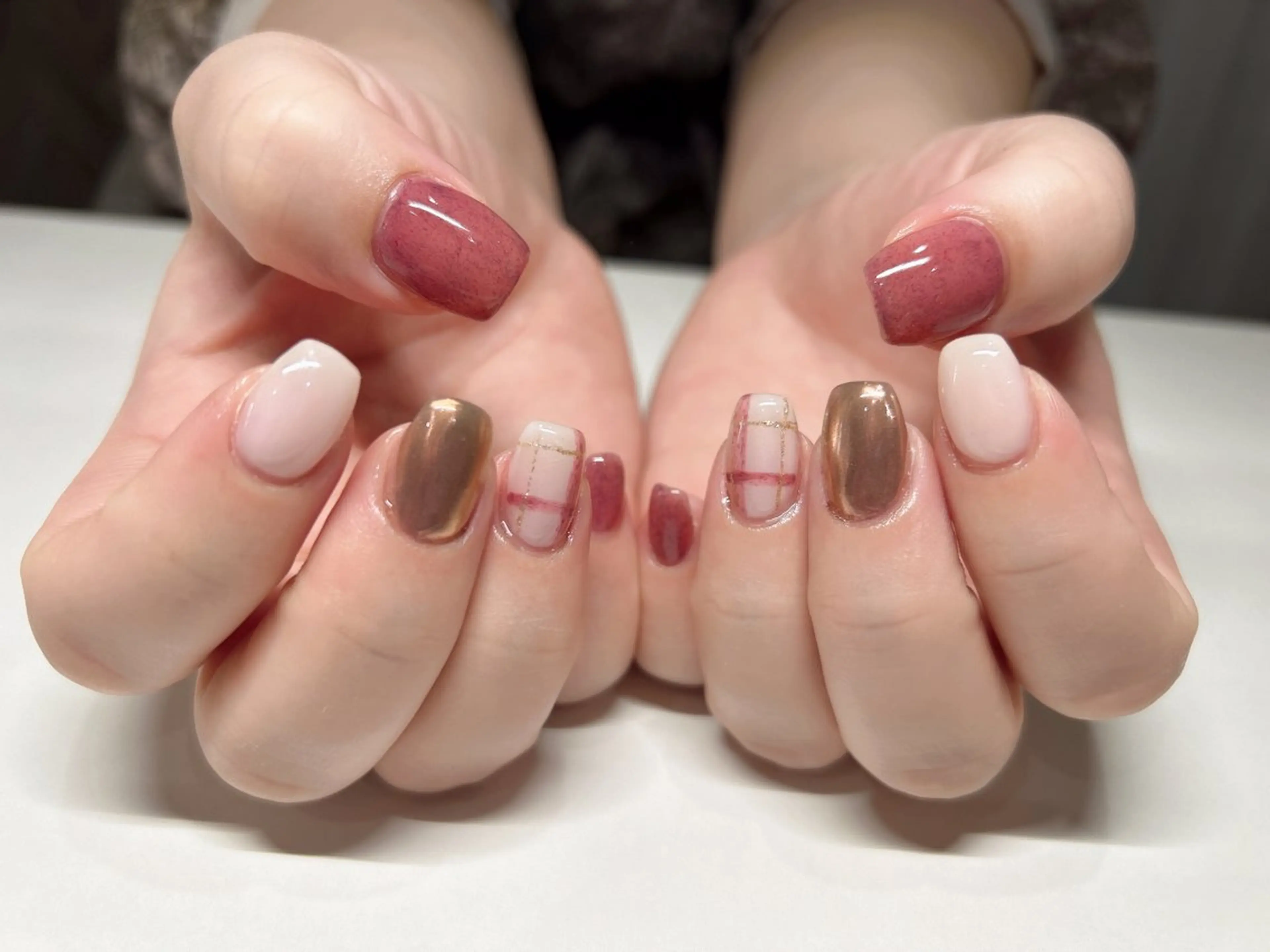 ネイル アートネイル フレンチネイル ジェルネイル グラデーション マグネットネイル ハンドネイル 加藤 洋美のネイルデザイン