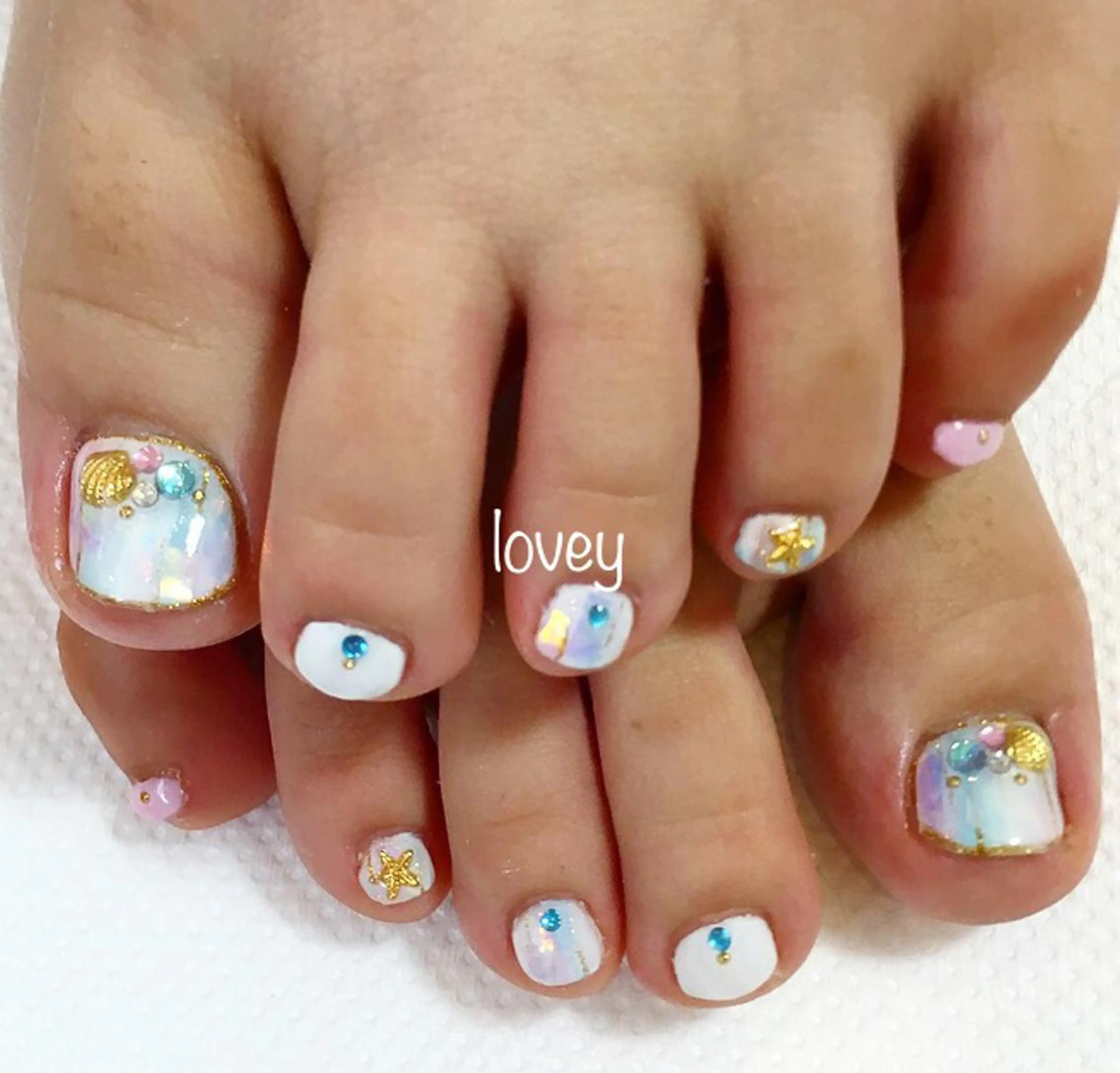 ネイル プライベートサロン loveyのネイルデザイン