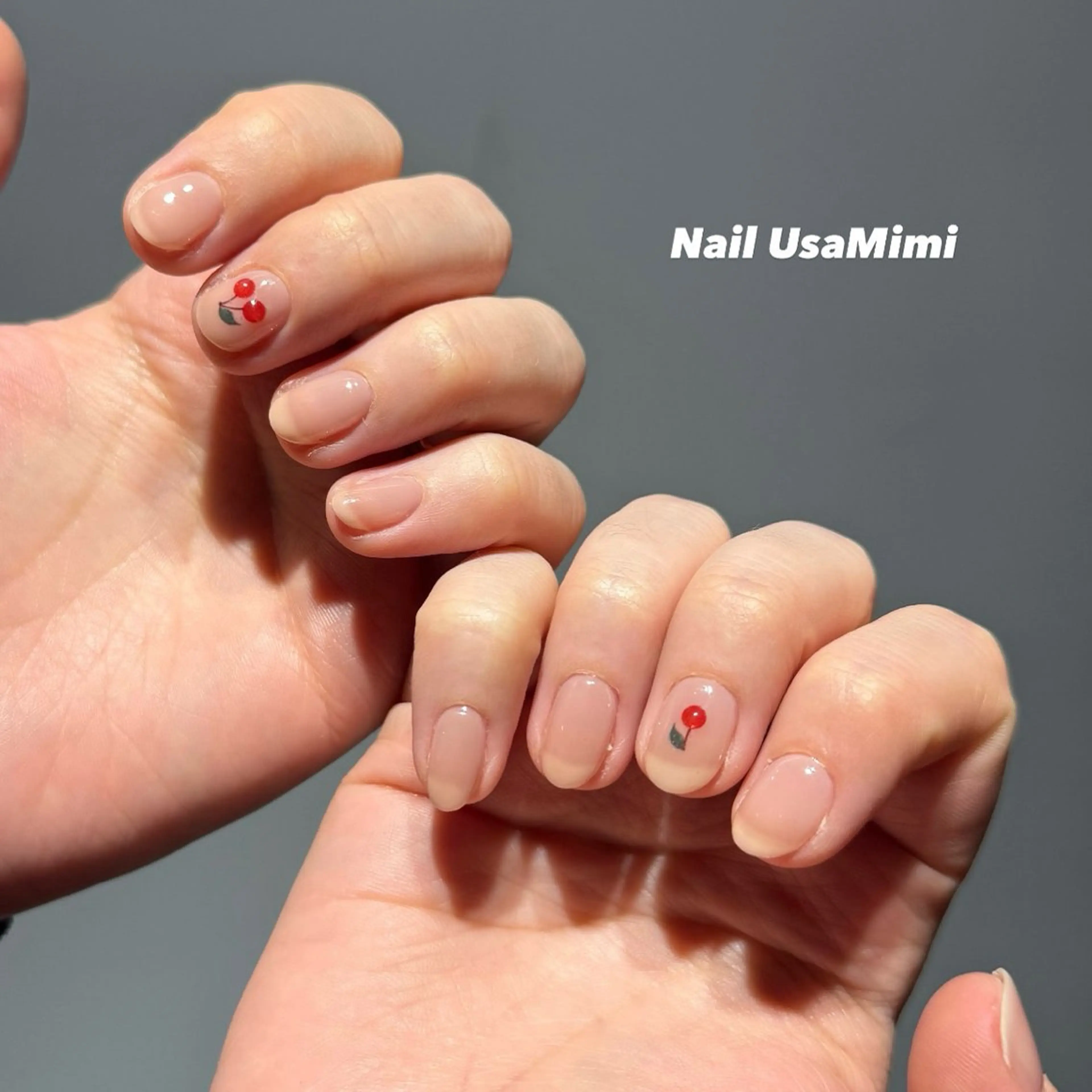 ネイル ジェルネイル グラデーション 韓国ネイル ラメ(グリッター) ラメグラデーション 本町ネイルNail UsaMimiのネイルデザイン