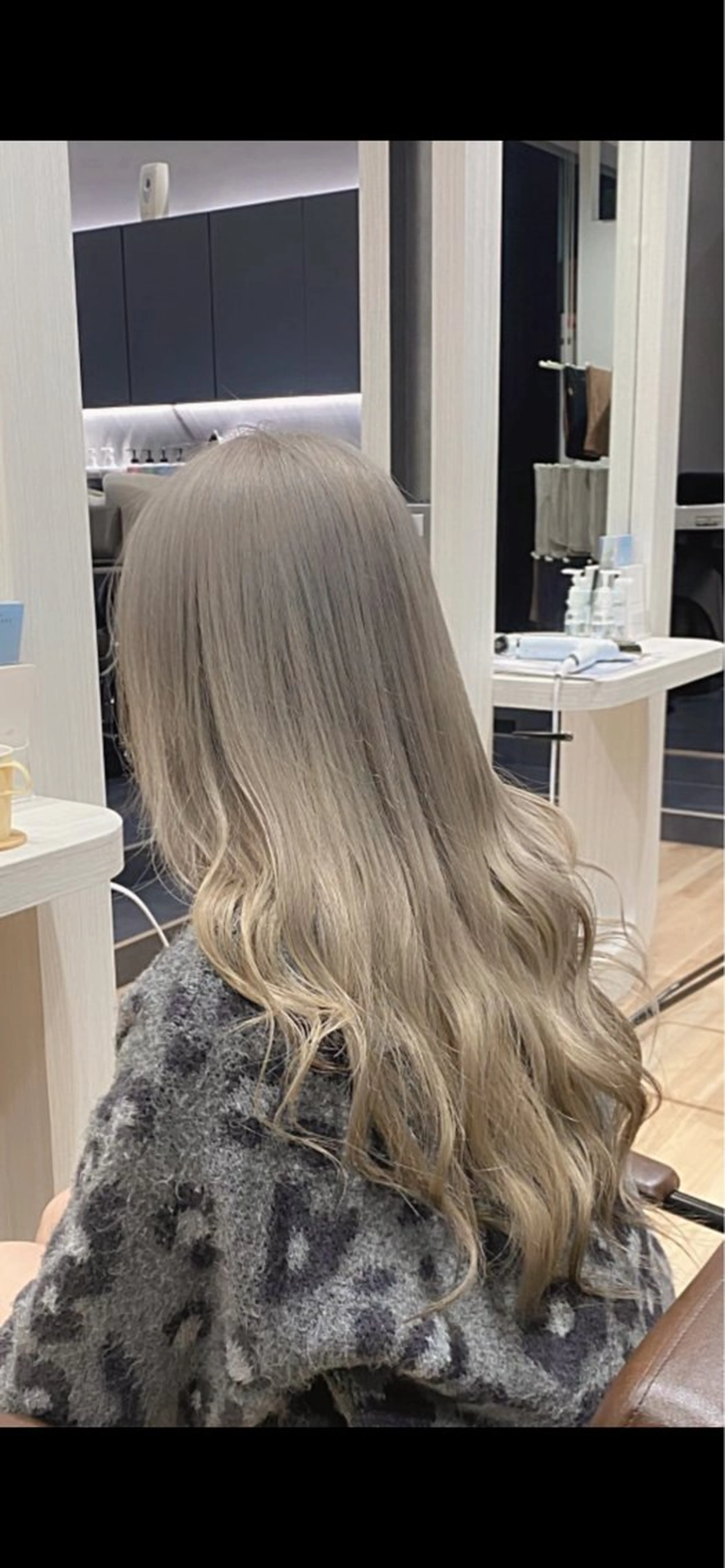 ロング ロング ヘアカラー 上品なダブルカラー✨ 藤江 広人のヘアスタイル