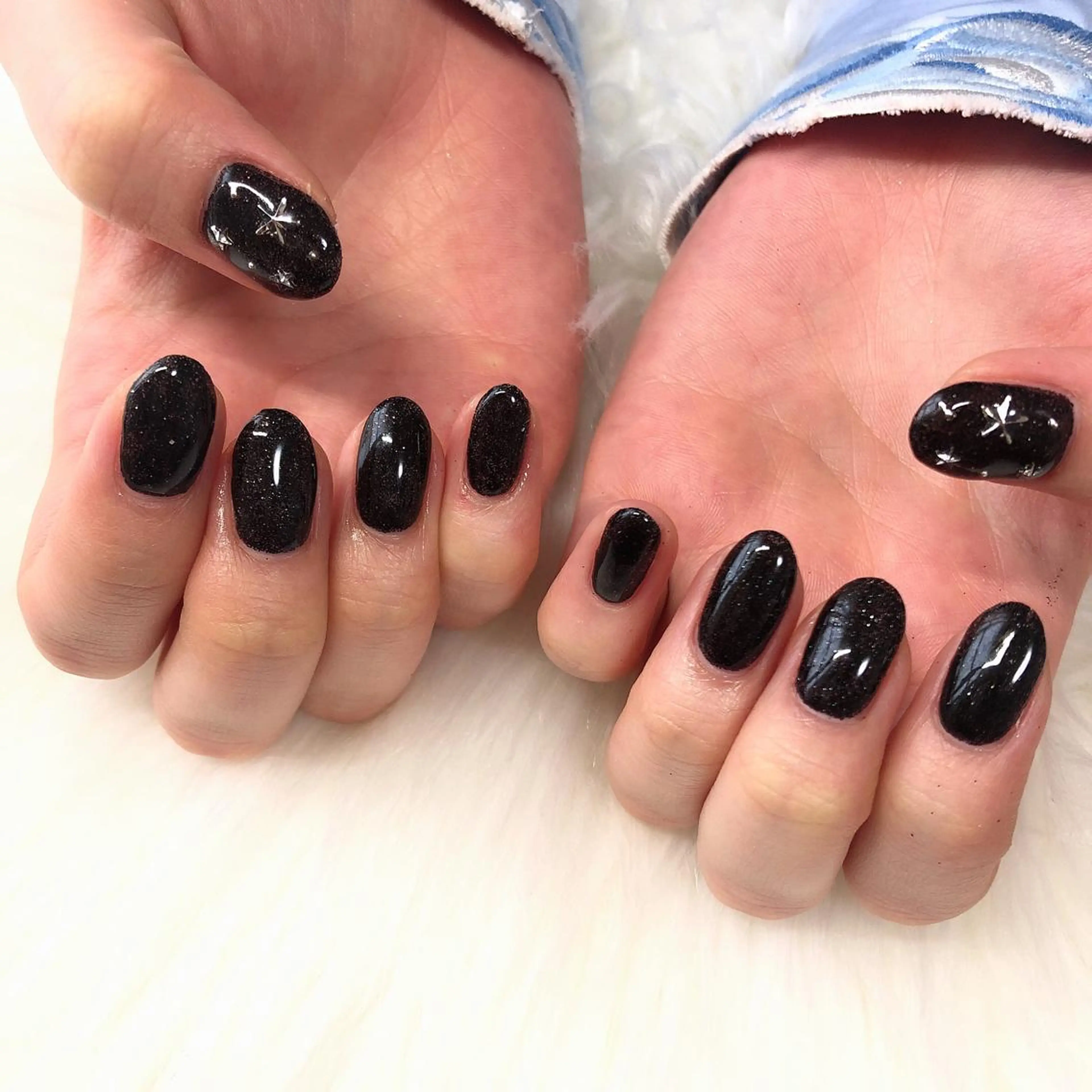 ネイル ハンドネイル 西岡 杏のネイルデザイン