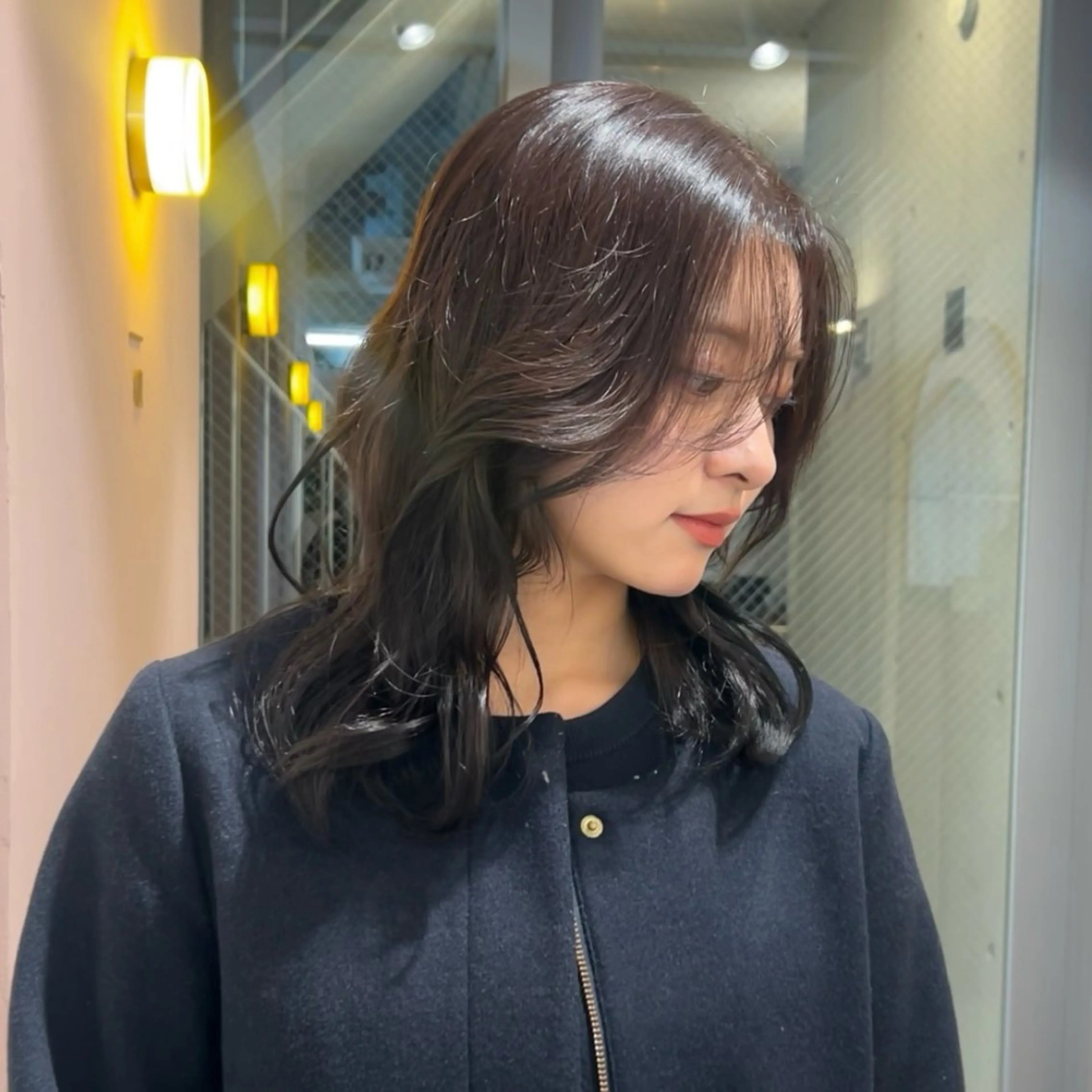 セミロング seek北梅田 HINA🍑✨のヘアスタイル