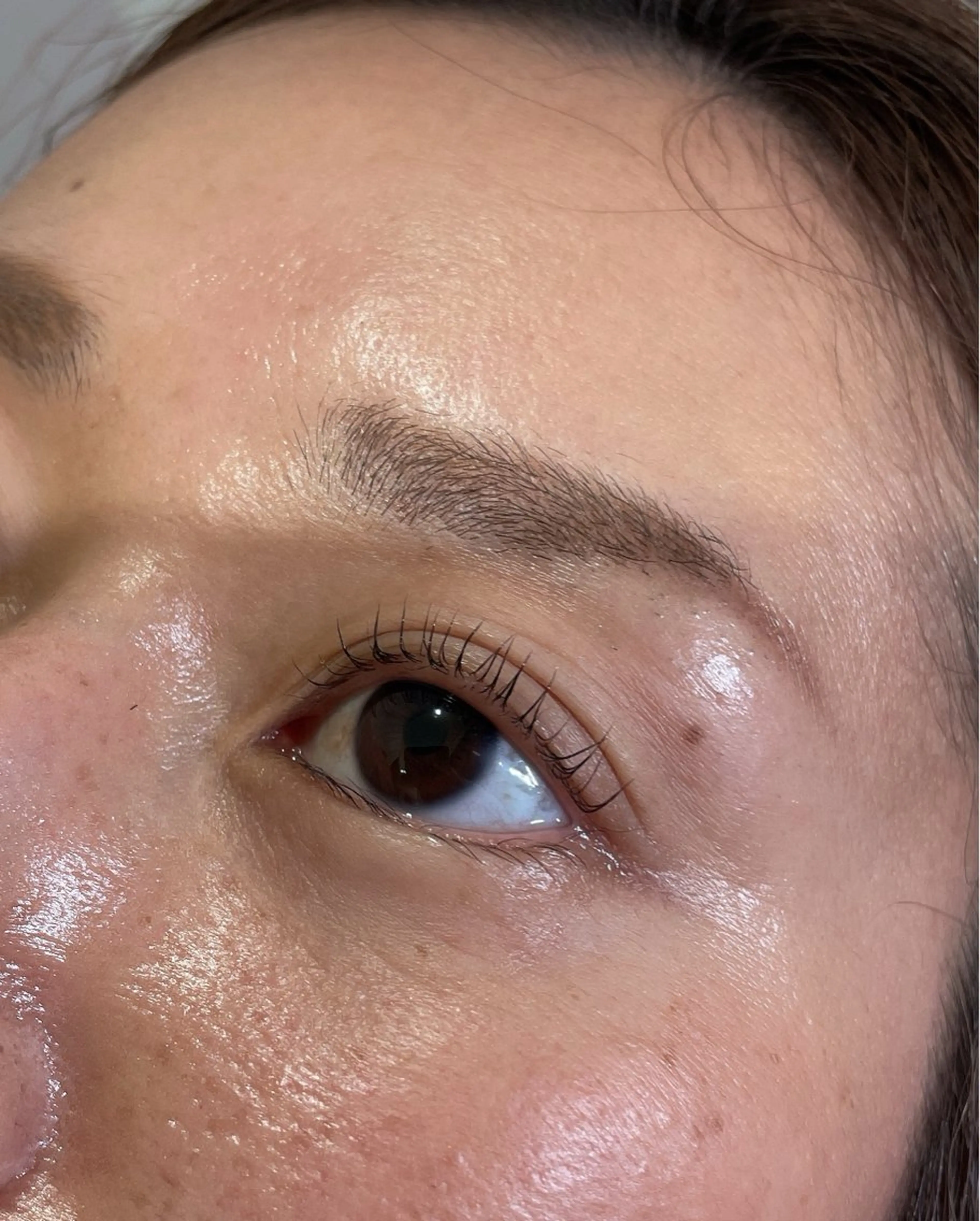 マツエク・マツパ 井上 真里奈のヘアスタイル