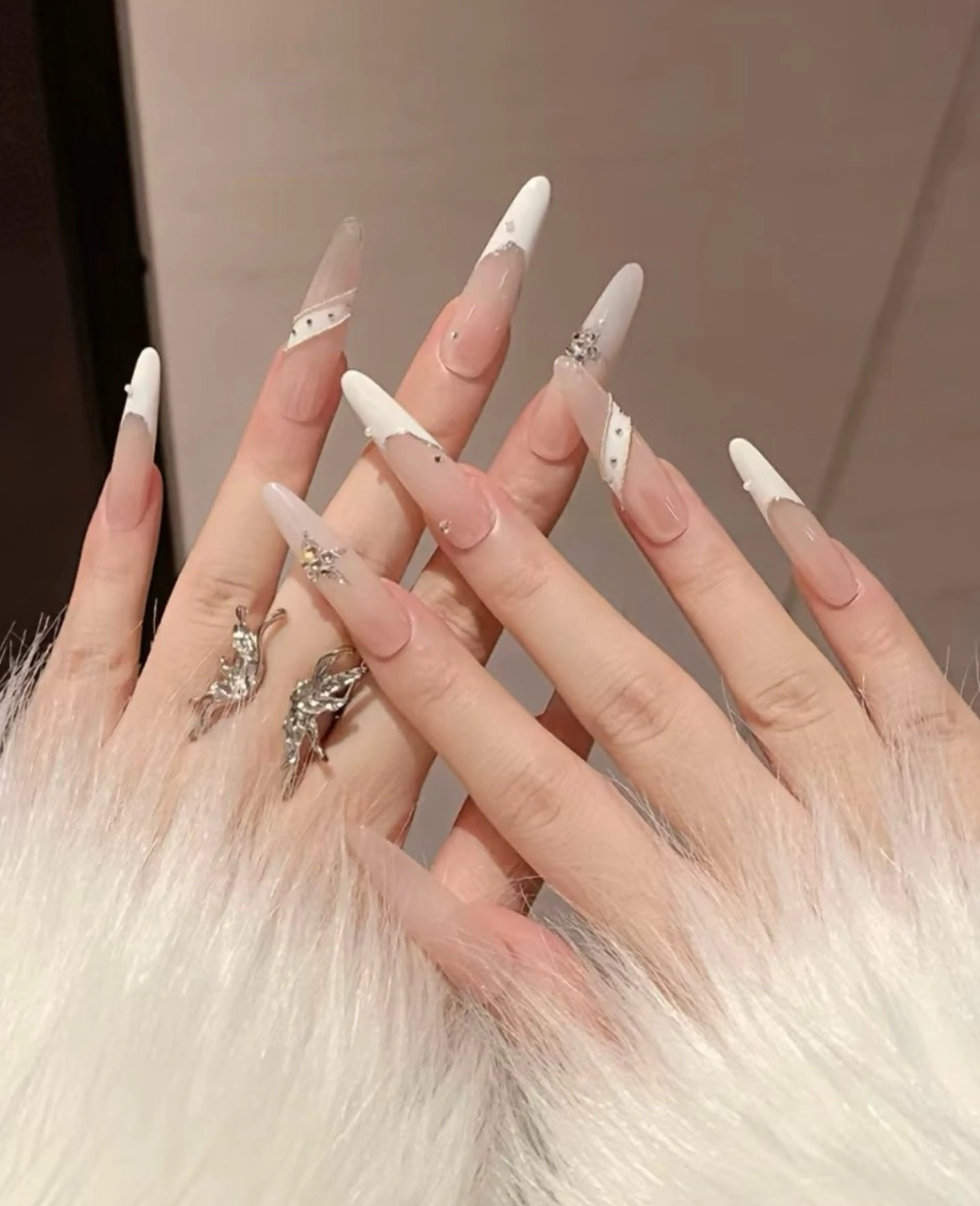 ネイル ハンドネイル ハンドケア queen nailのネイルデザイン