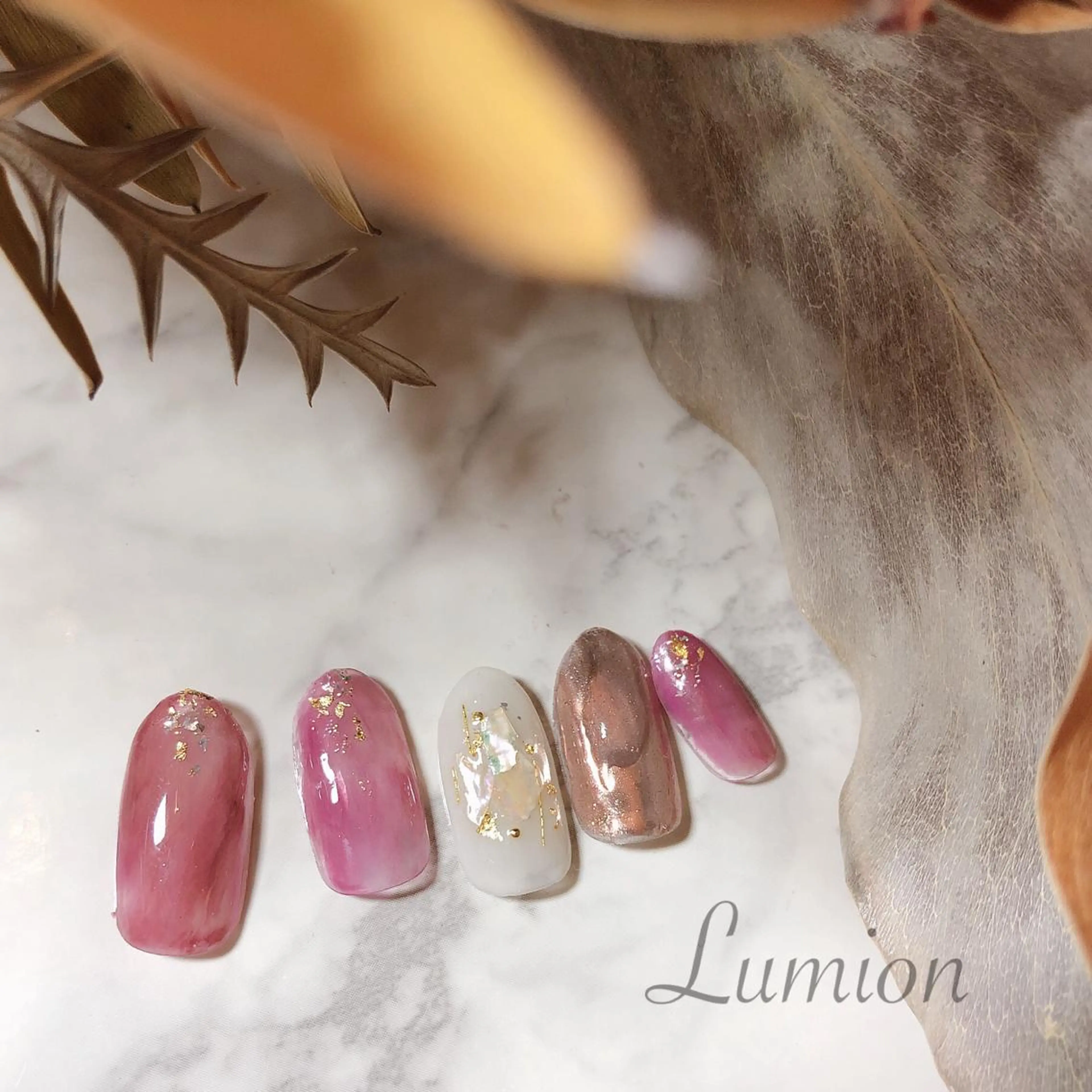 ネイル ハンドネイル nailroom Lumionのネイルデザイン