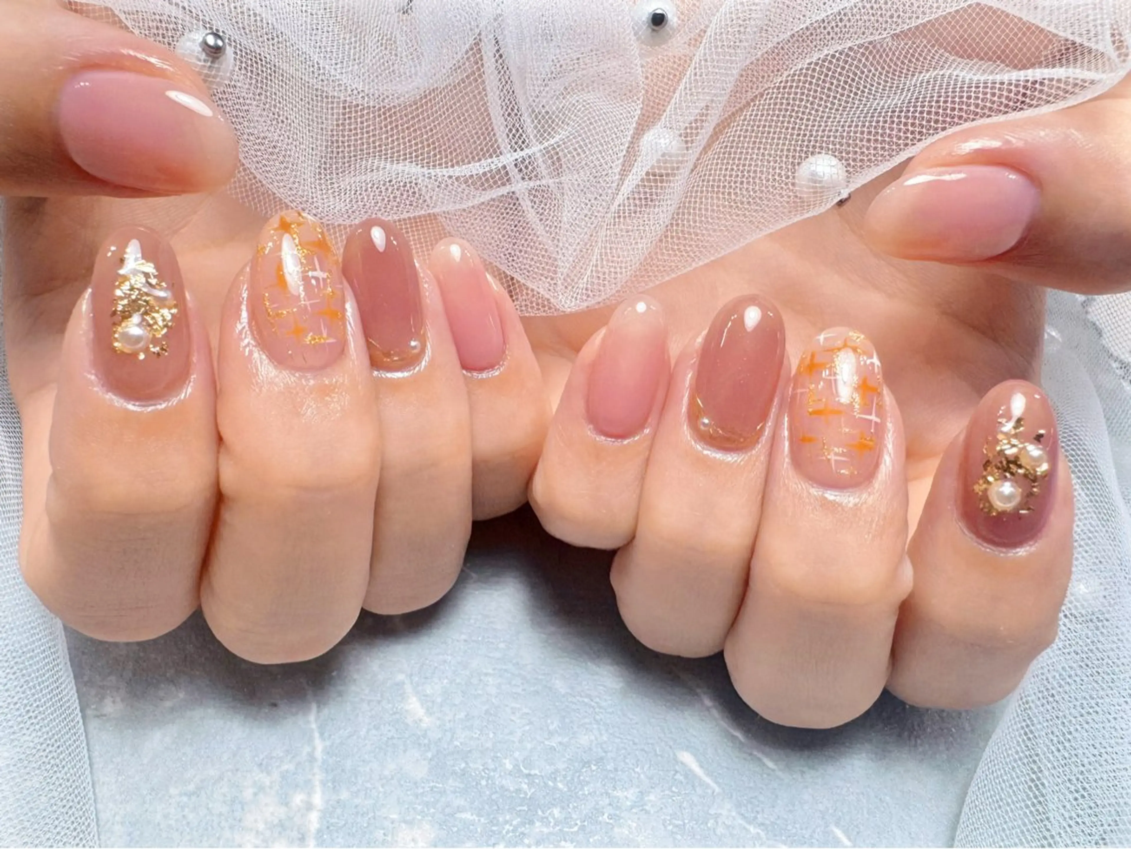 ネイル ハンドネイル マジック ミラーのネイルデザイン