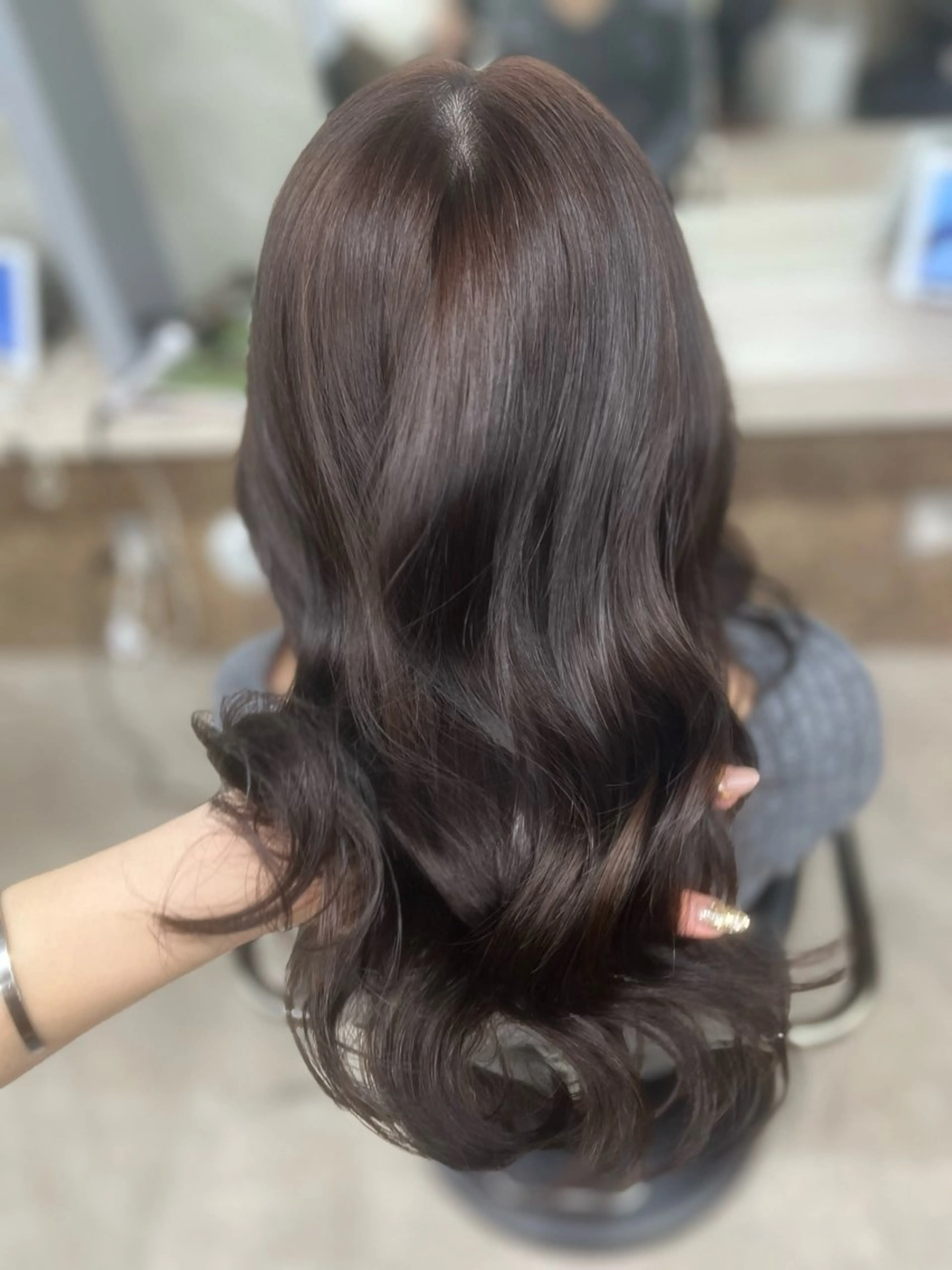 ロング カラー カット ヘアカラー トリートメント 🐈‍⬛多系統🕶 tsubura🖤のヘアスタイル