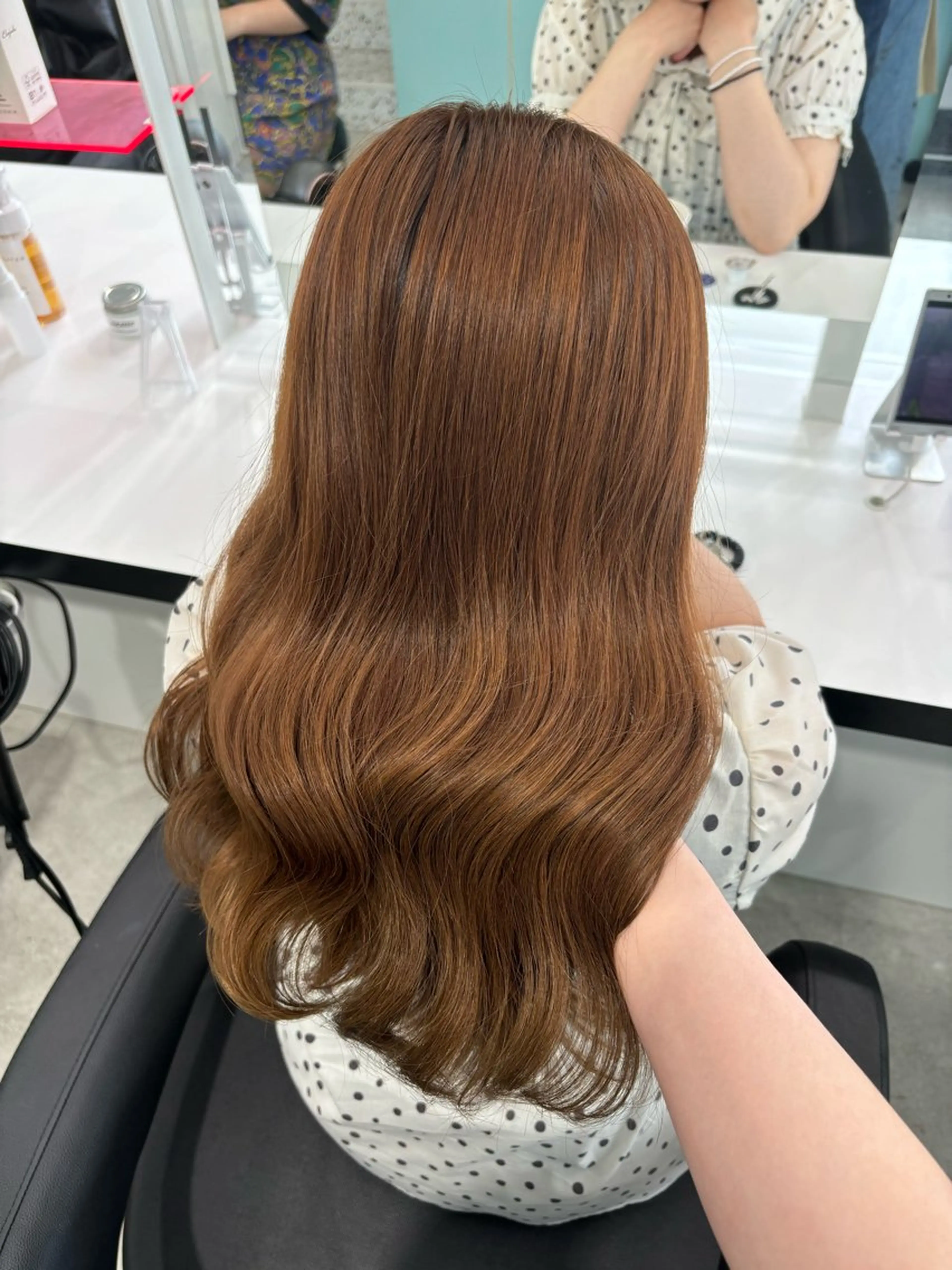 セミロング Wカラー/暖色/べ ージュりく©︎🐝のヘアスタイル