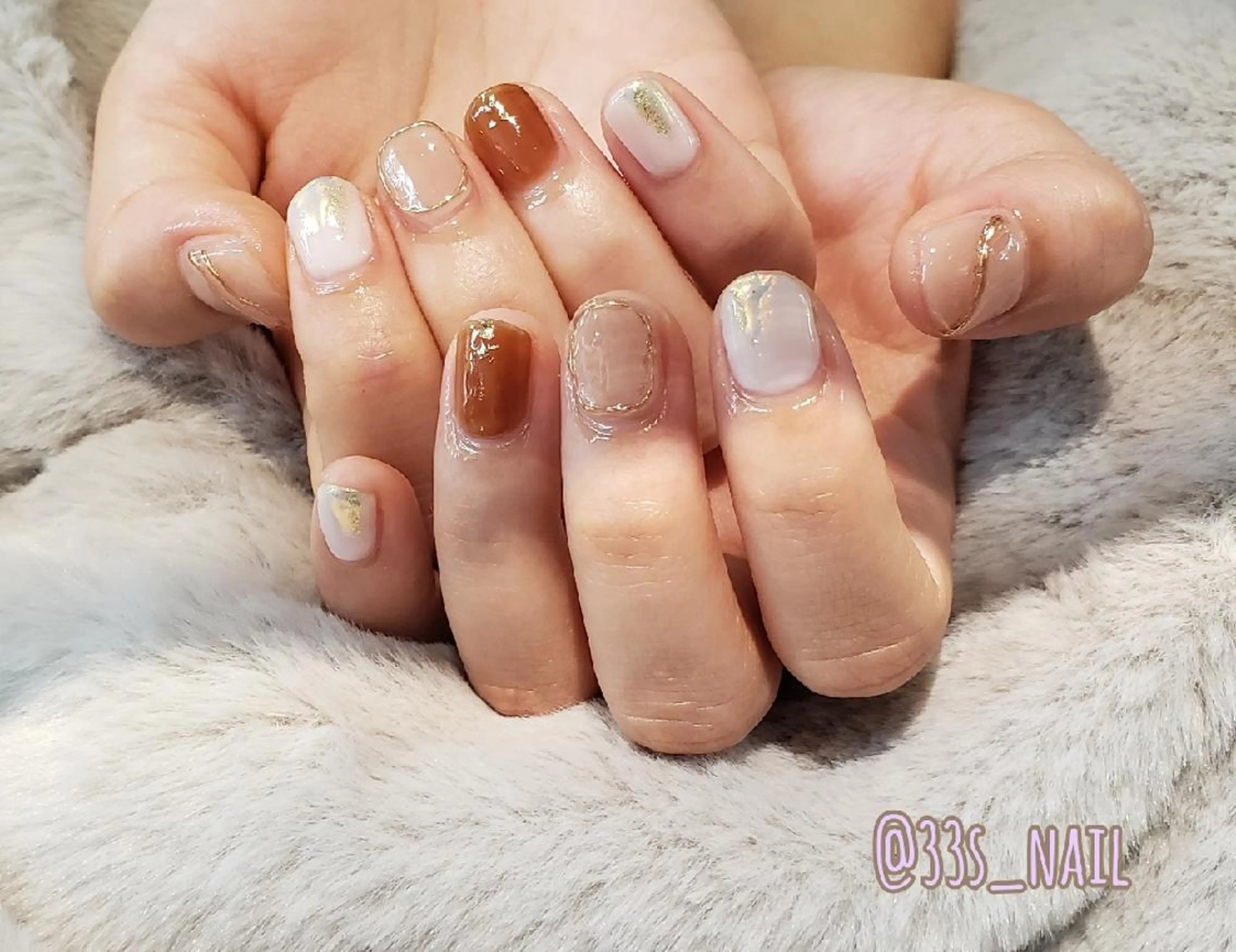 ネイル ニュアンスネイル 櫛の屋浜口店 sumireのネイルデザイン