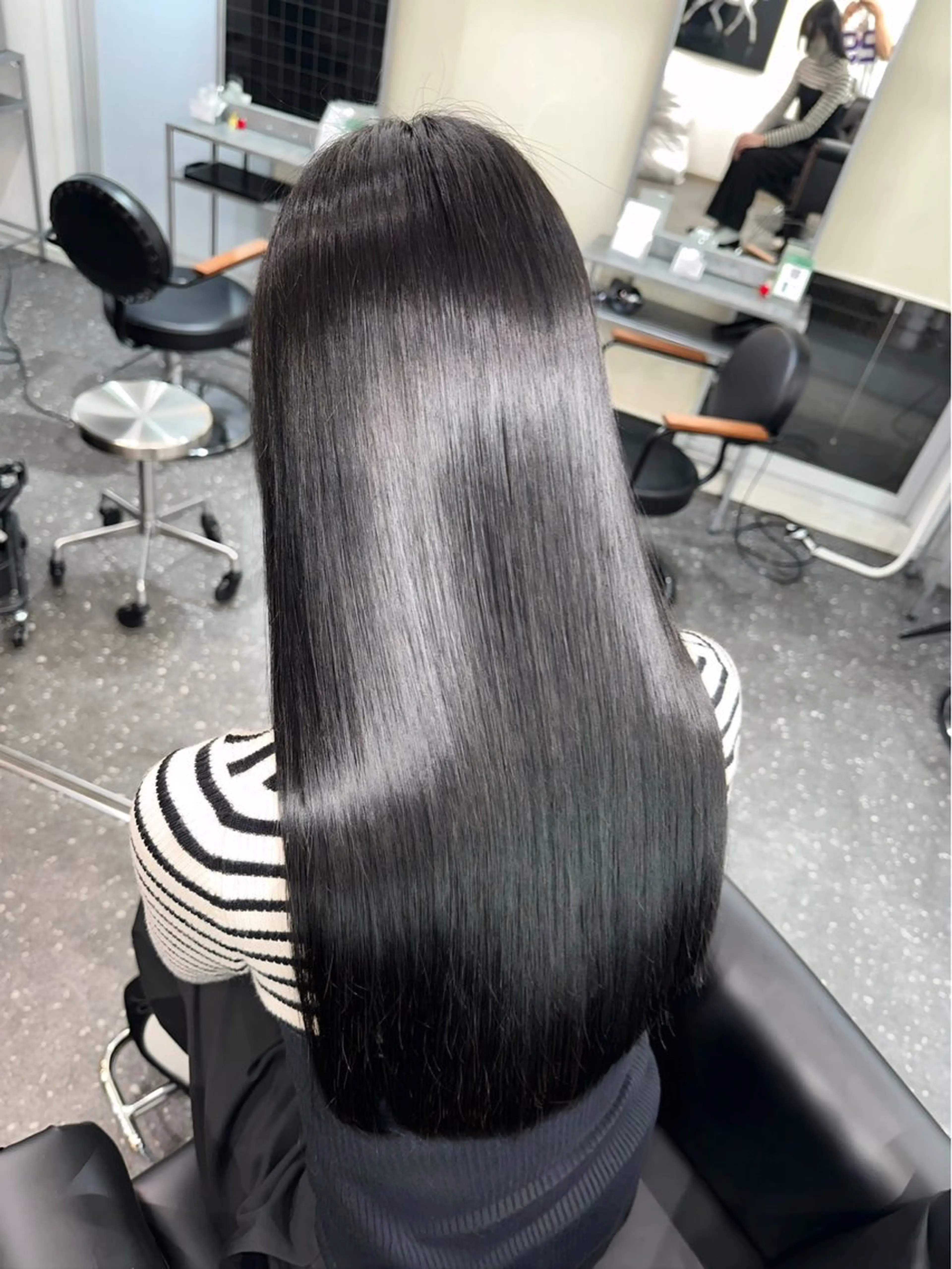 ロング カラー パーマ カット ヘアカラー 縮毛矯正 トリートメント 髪質改善⭐️縮毛矯正 中野⭐️Rinaのヘアスタイル