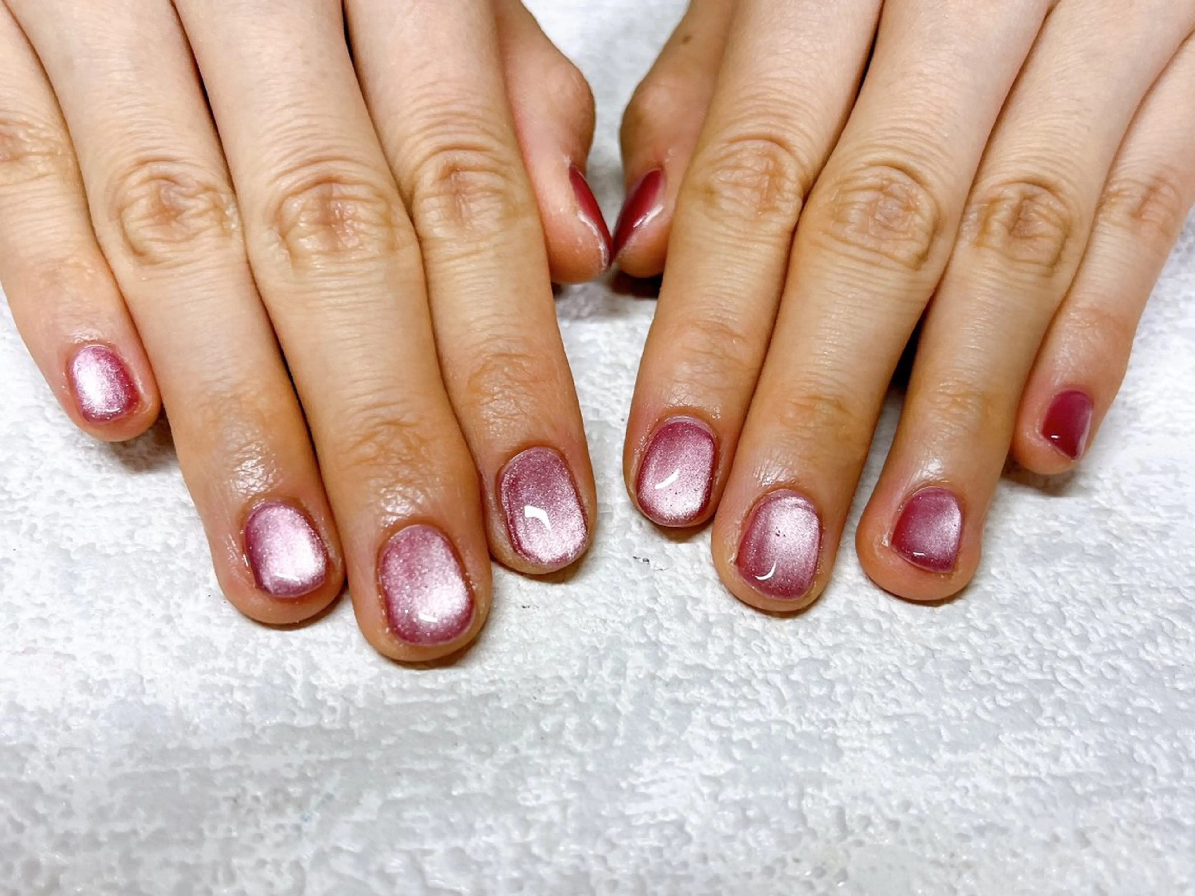 ネイル オーロラネイル フットネイル フレンチネイル ジェルネイル 韓国ネイル ハンドネイル mogunail &blowのネイルデザイン