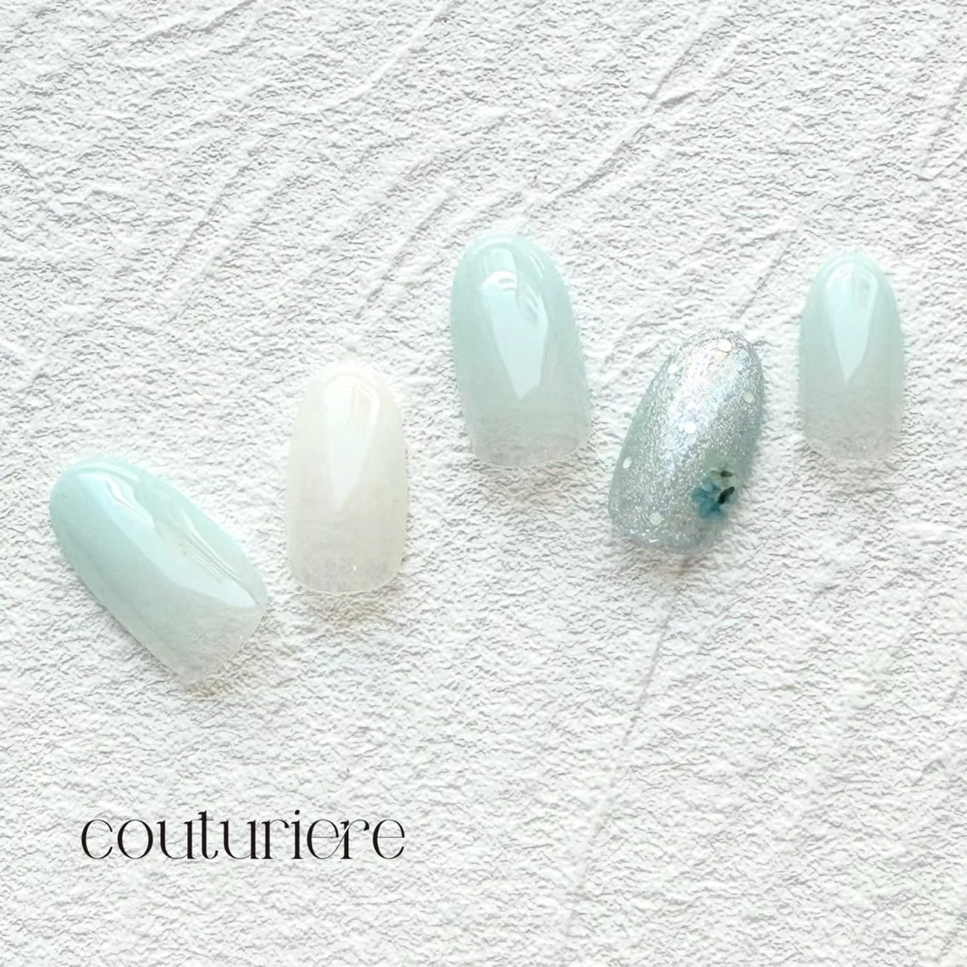 ネイル クチュリエール銀座 💅🏼ゆりのネイルデザイン