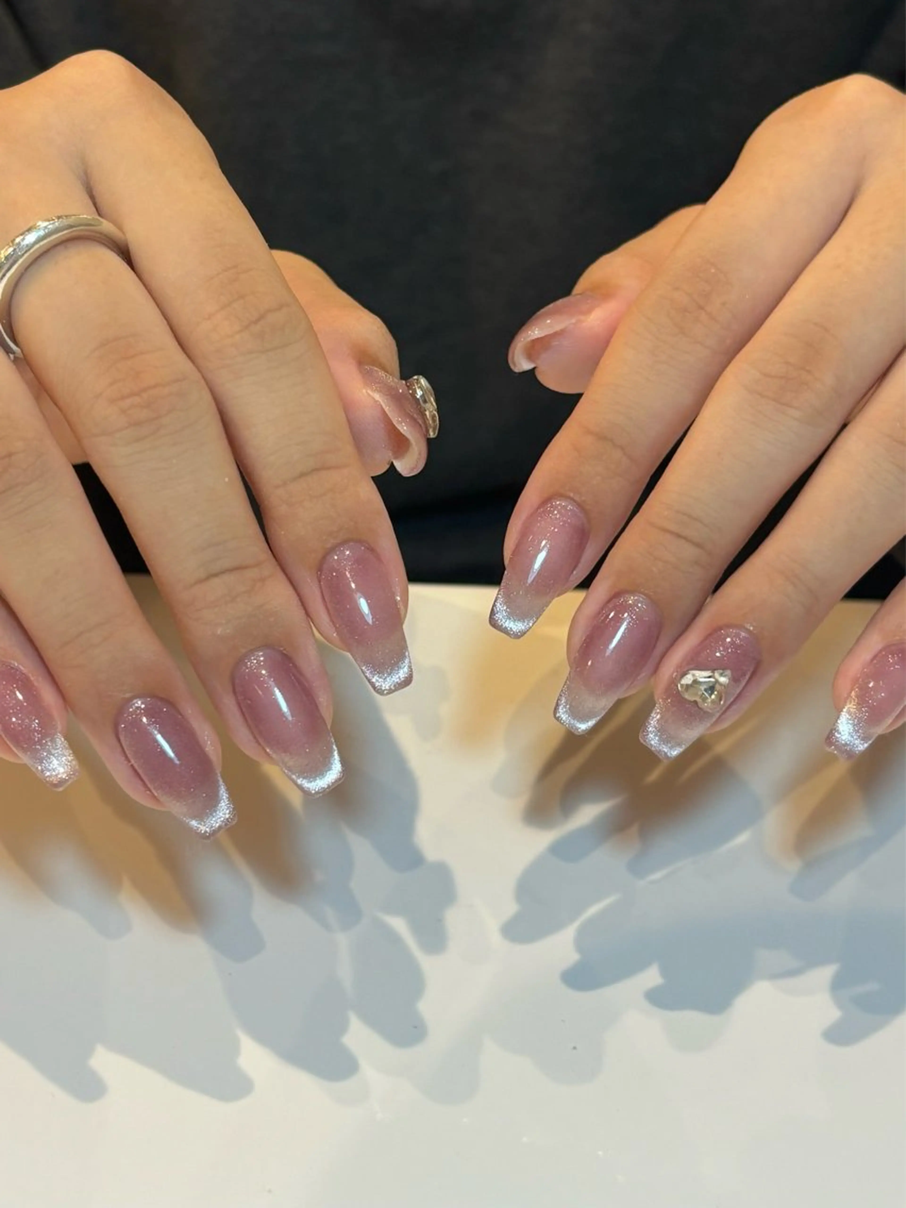 ネイル ハンドネイル 村上莉理 ネイリ ストUNELMA所属のネイルデザイン