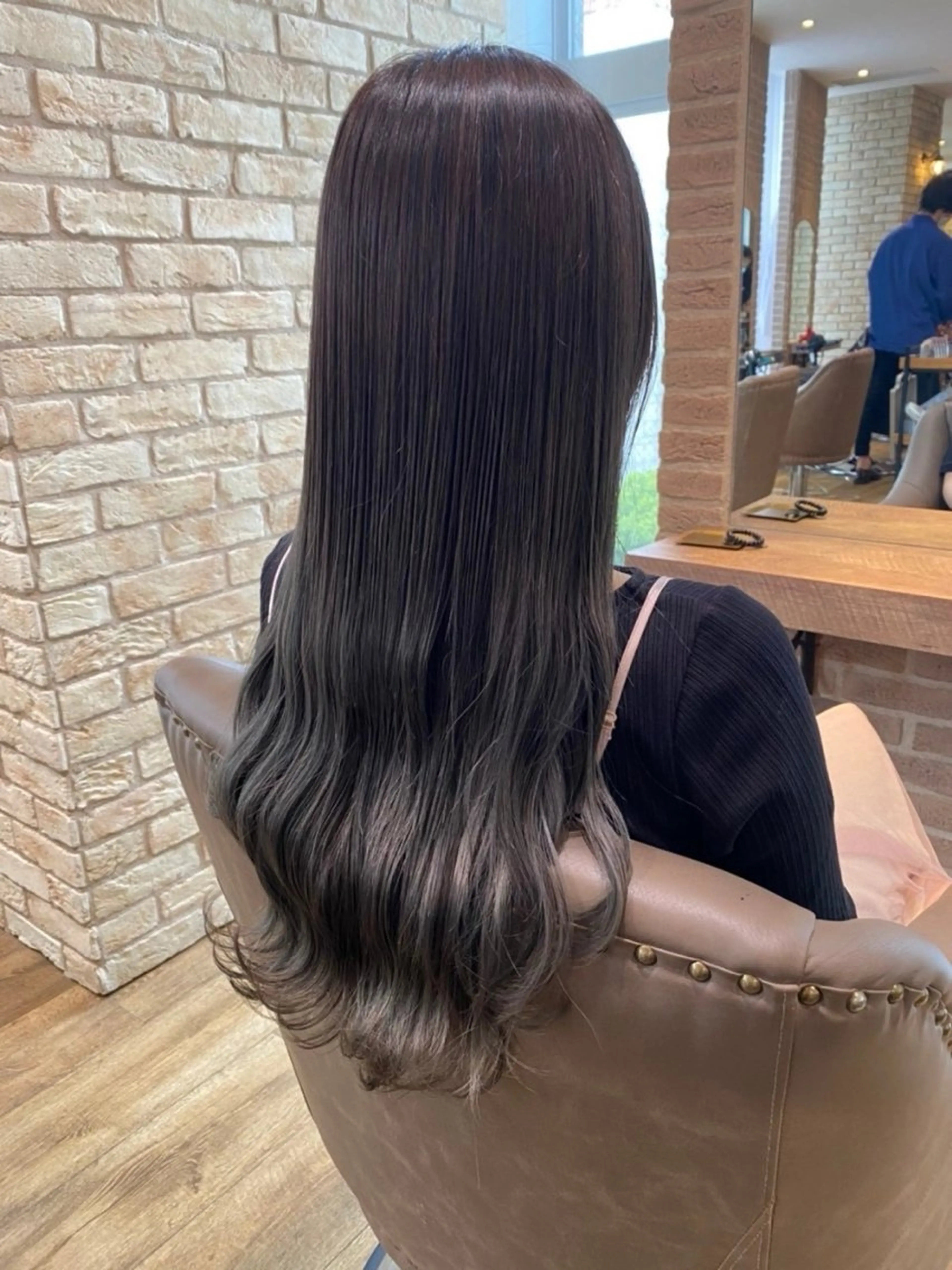 ロング カラー 山﨑 千尋のヘアスタイル