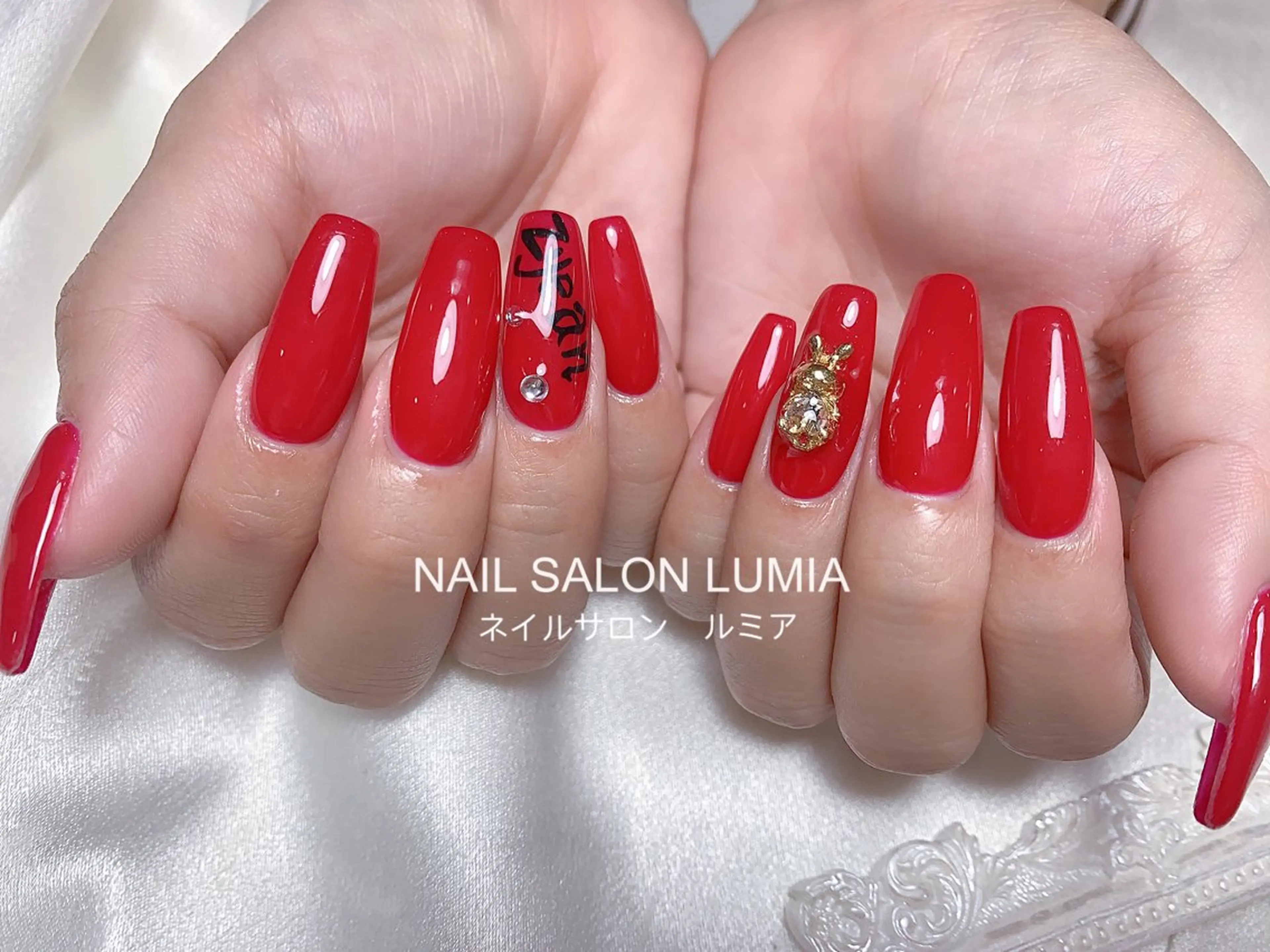 ネイル ハンドネイル ネイルサロン ルミア Lumia 店長のネイルデザイン