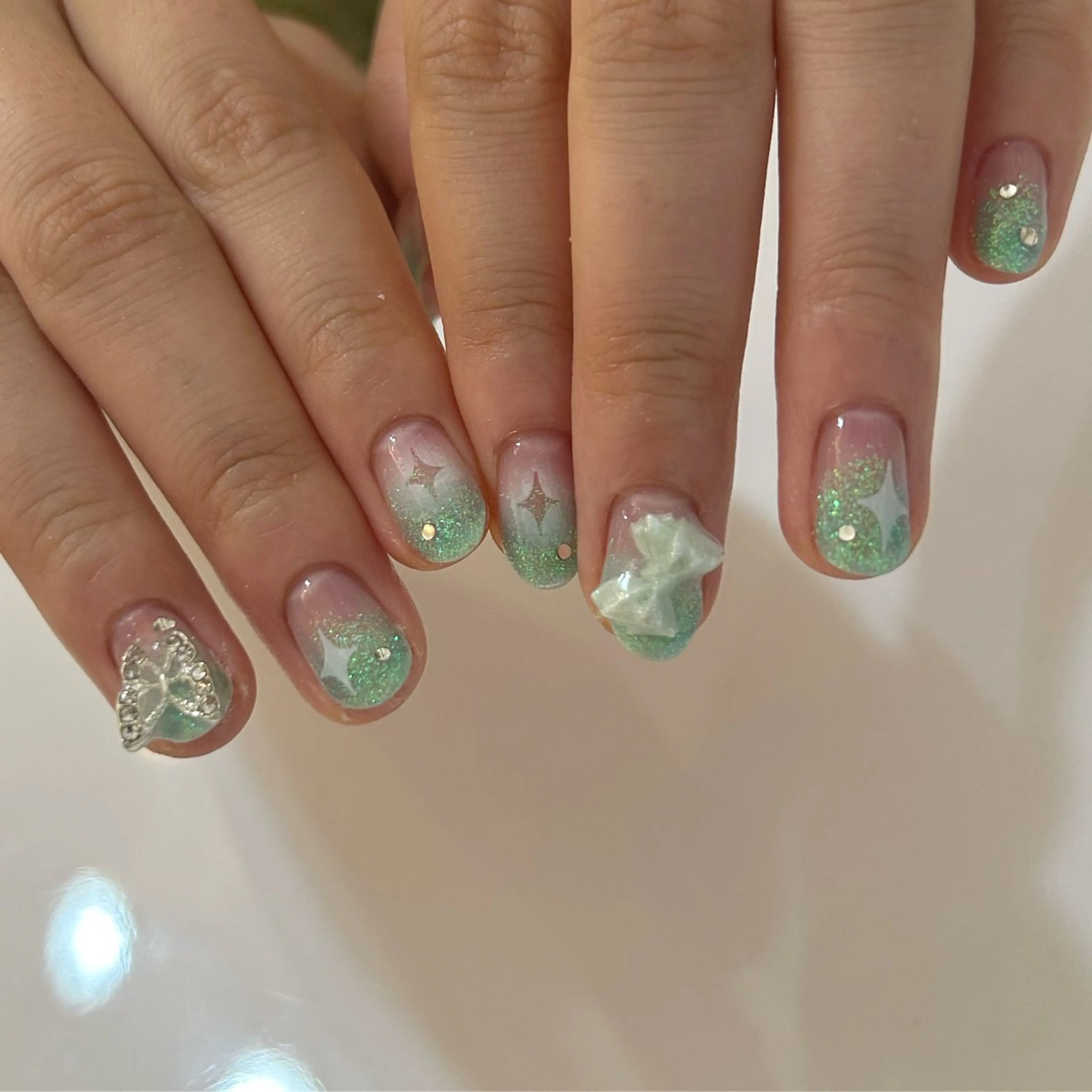 ネイル ViViA momokaのネイルデザイン