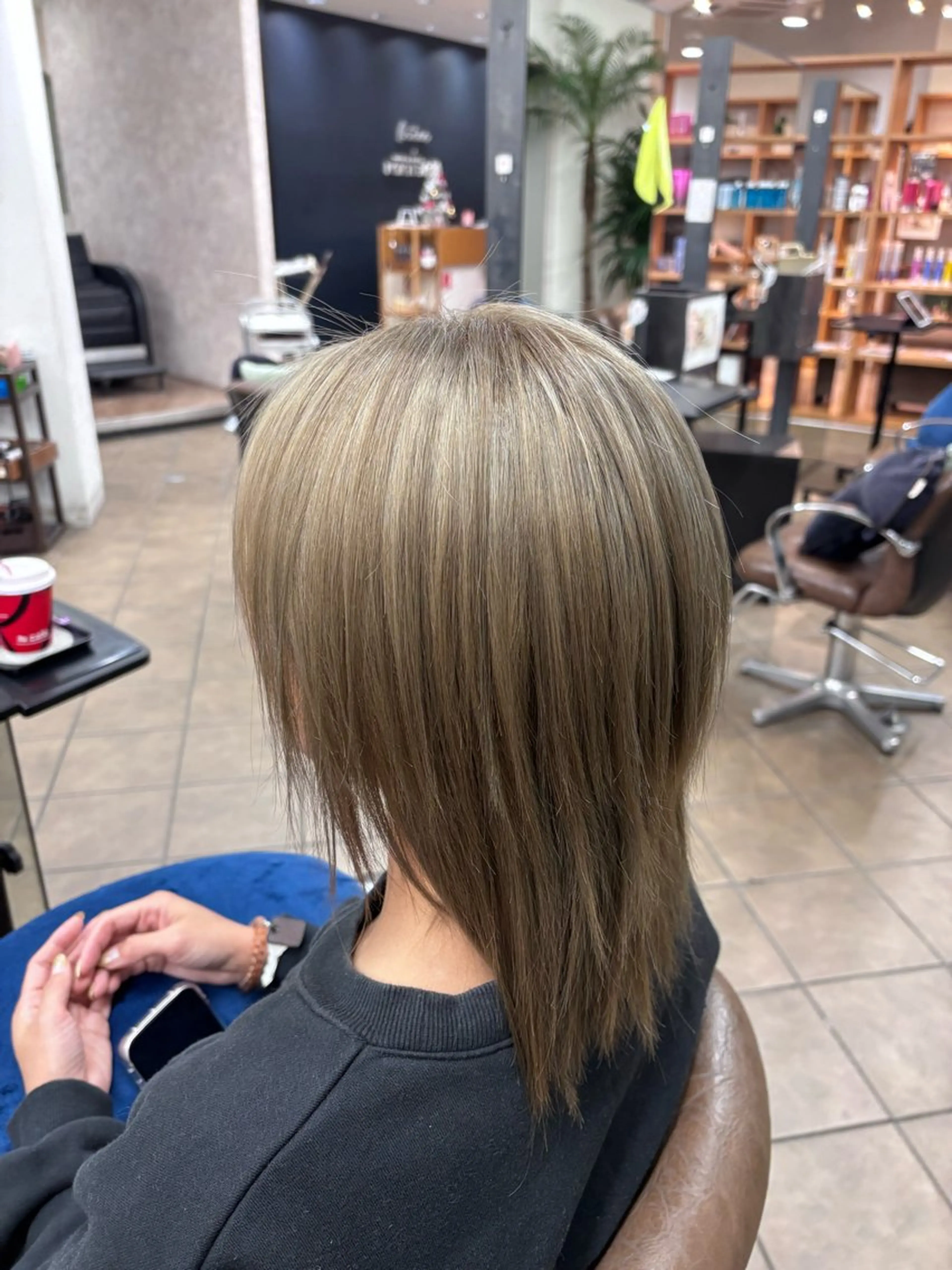 ミディアム カラー ベージュカラー ブリーチ 🦄カラーモデル 募集中🦄ちえみのヘアスタイル