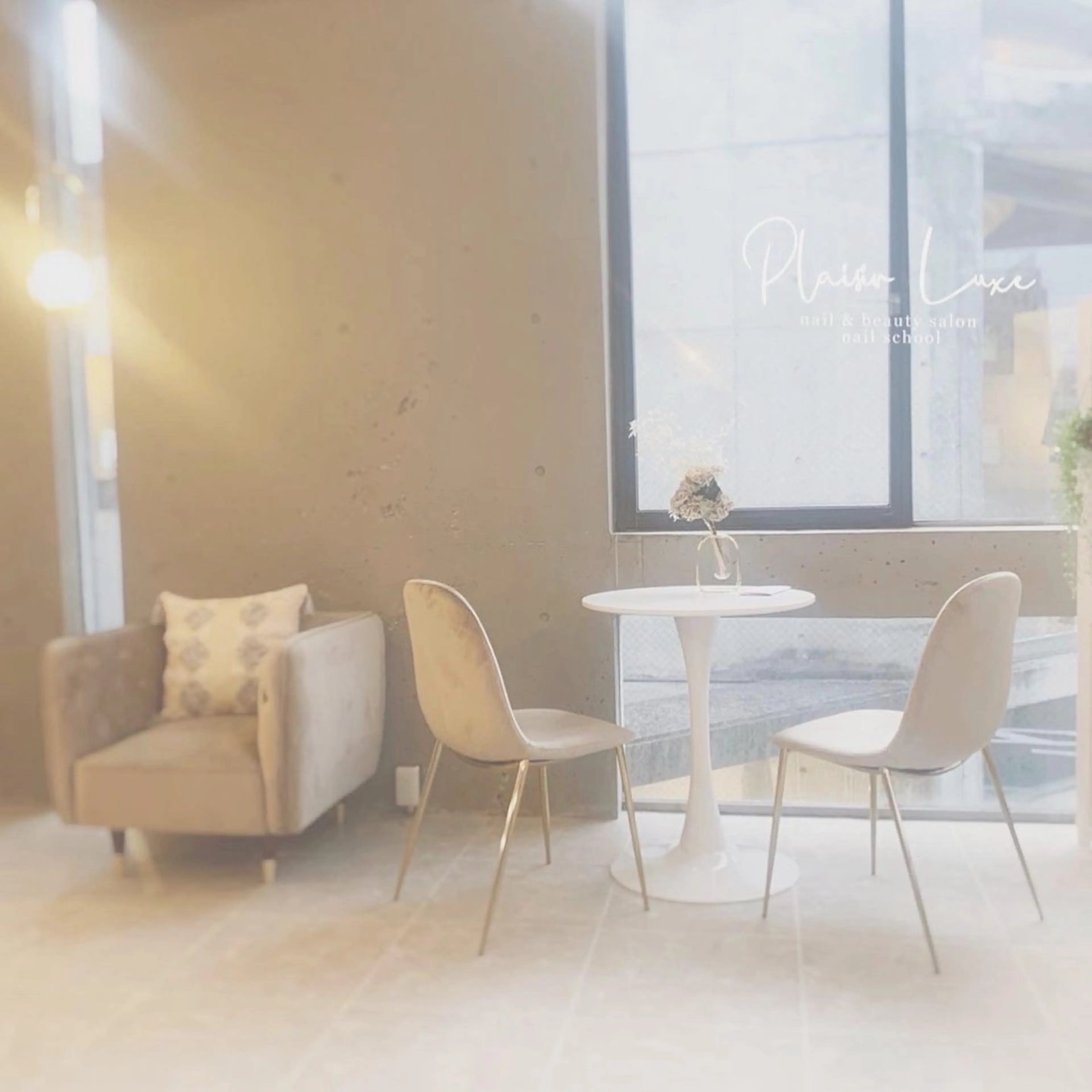 Plaisir luxeのネイルデザイン