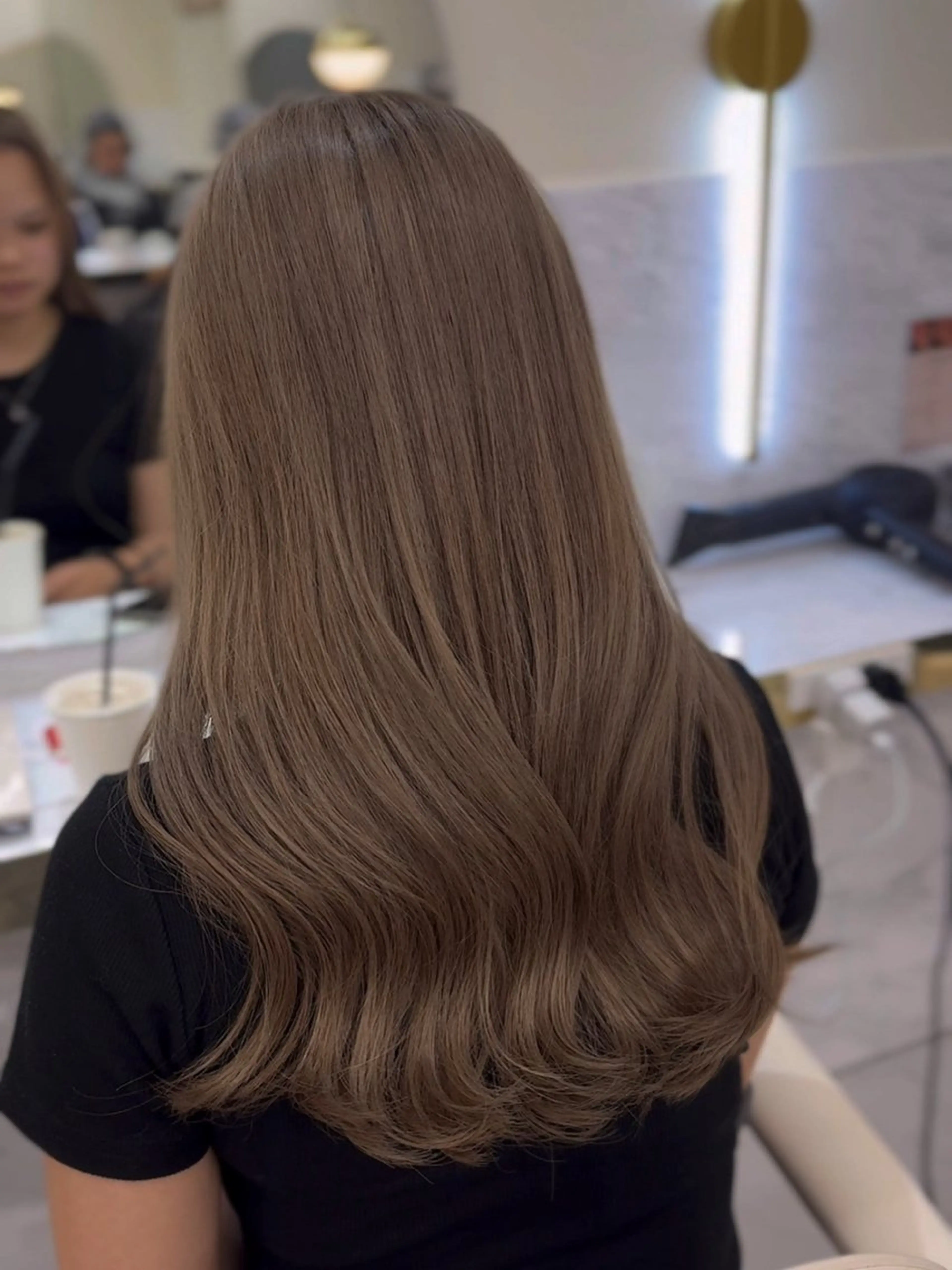 ロング カラー ベージュカラー ブリーチ ミルクティーベージュ ヘアカラー 髪質改善🫧 カラー特化/Hinaのヘアスタイル