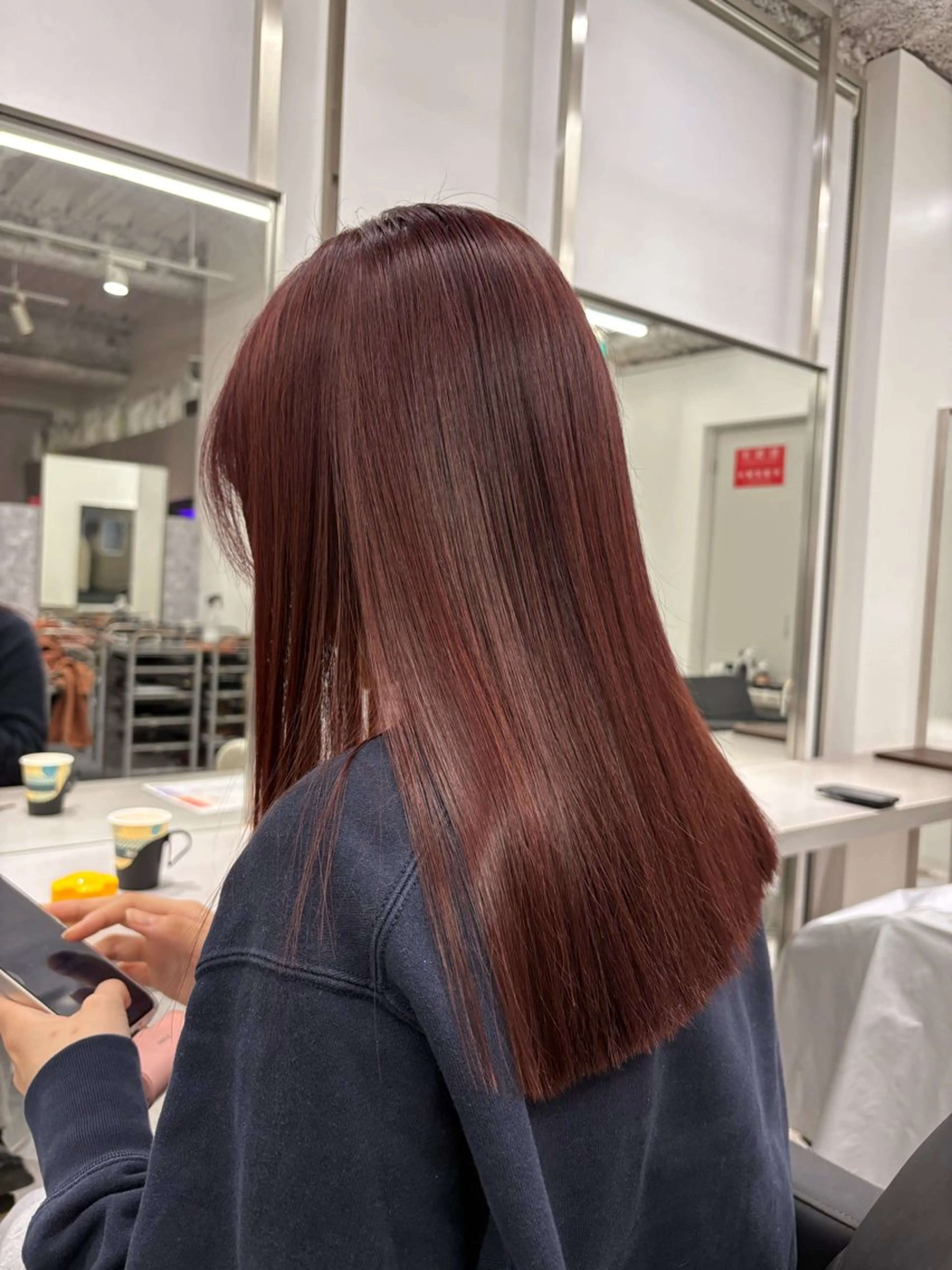 ミディアム EIGHT mana 海外グレージュ🥥のヘアスタイル