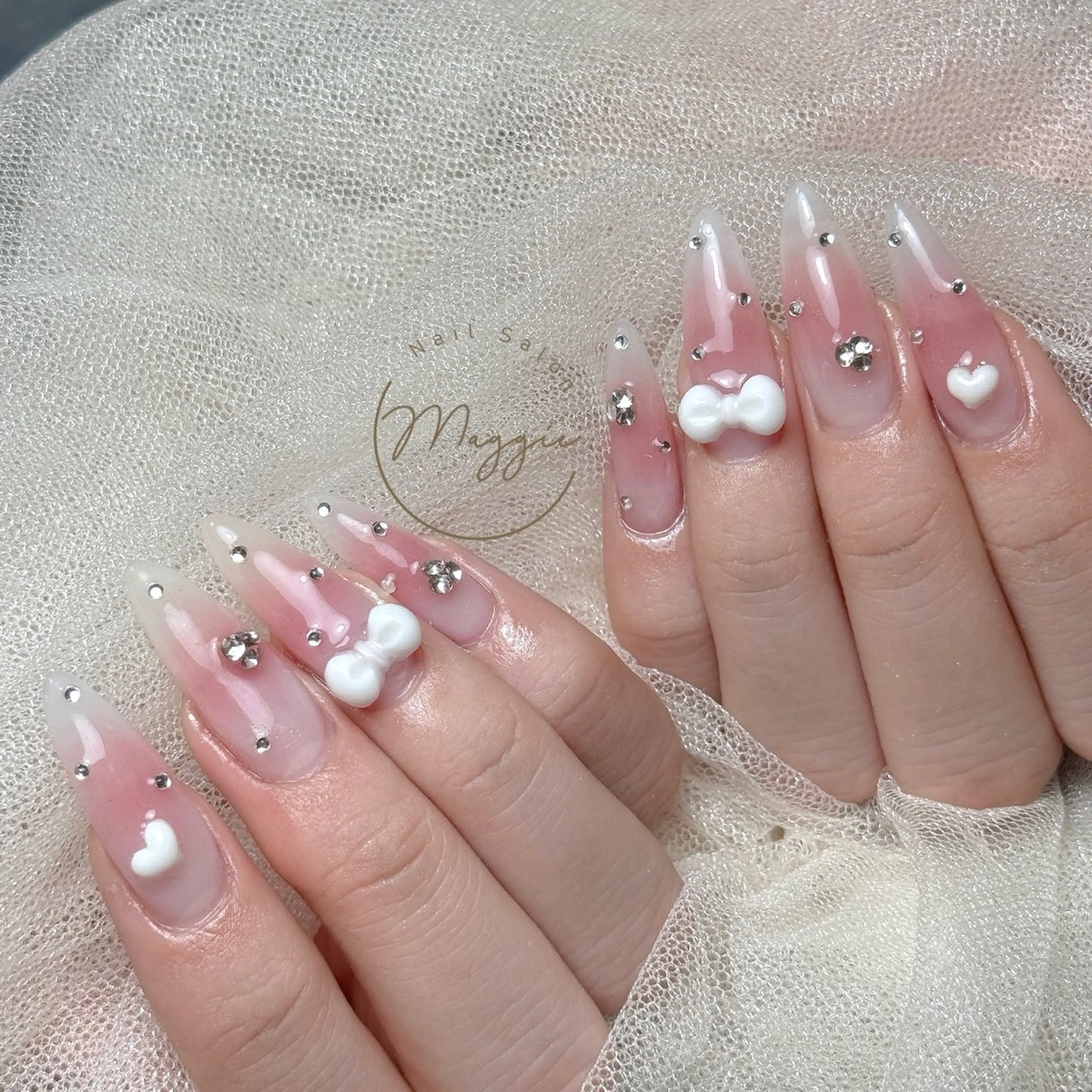 ネイル Maggie Nail🦩のネイルデザイン