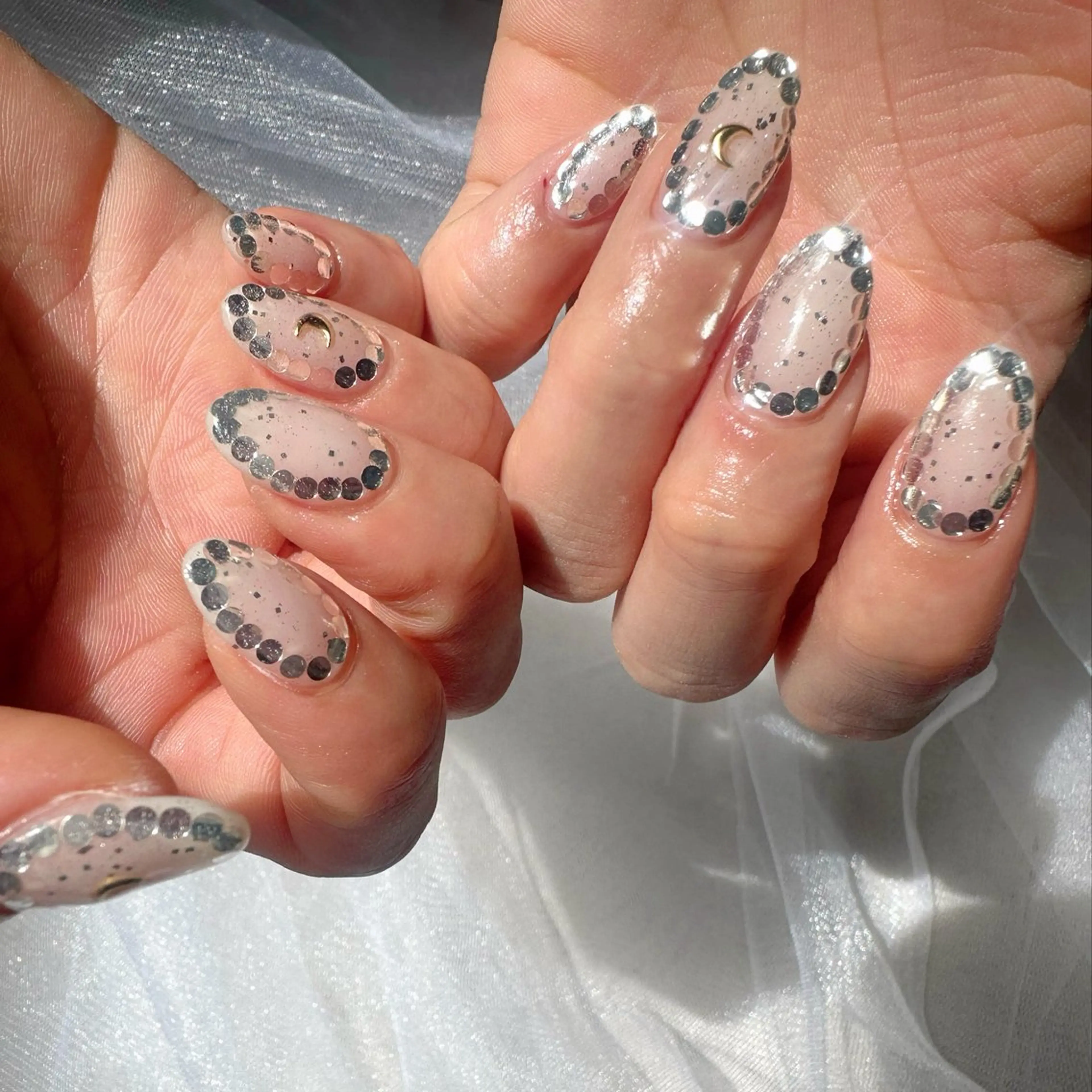 ネイル クリアネイル ホログラムネイル 氷ネイル・うるうるネイル 韓国ネイル ニュアンスネイル 🪞KAPE NAIL 🪞のネイルデザイン
