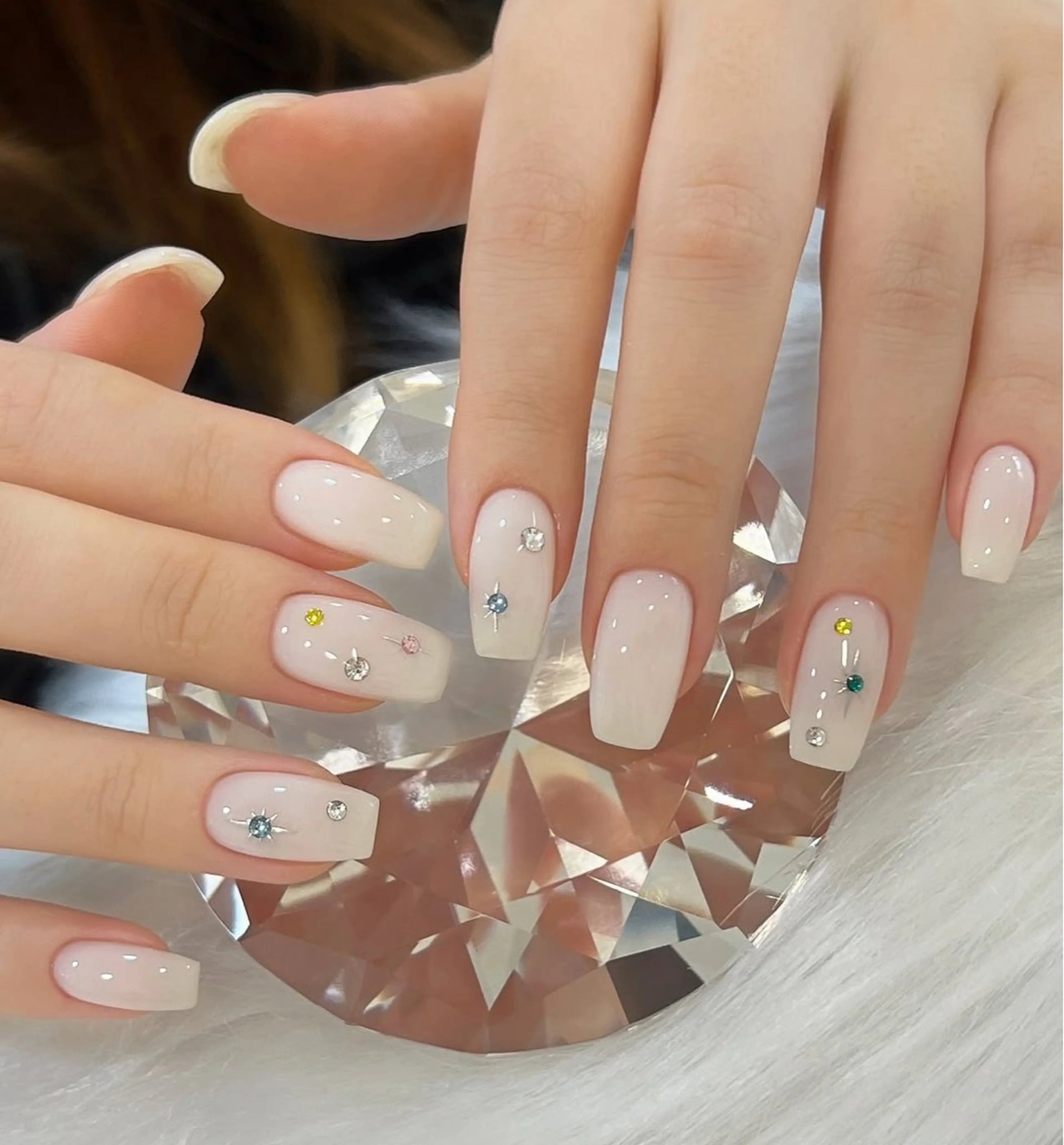 ネイル チークネイル フレンチネイル グラデーション 韓国ネイル マグネットネイル Hana Nailのネイルデザイン