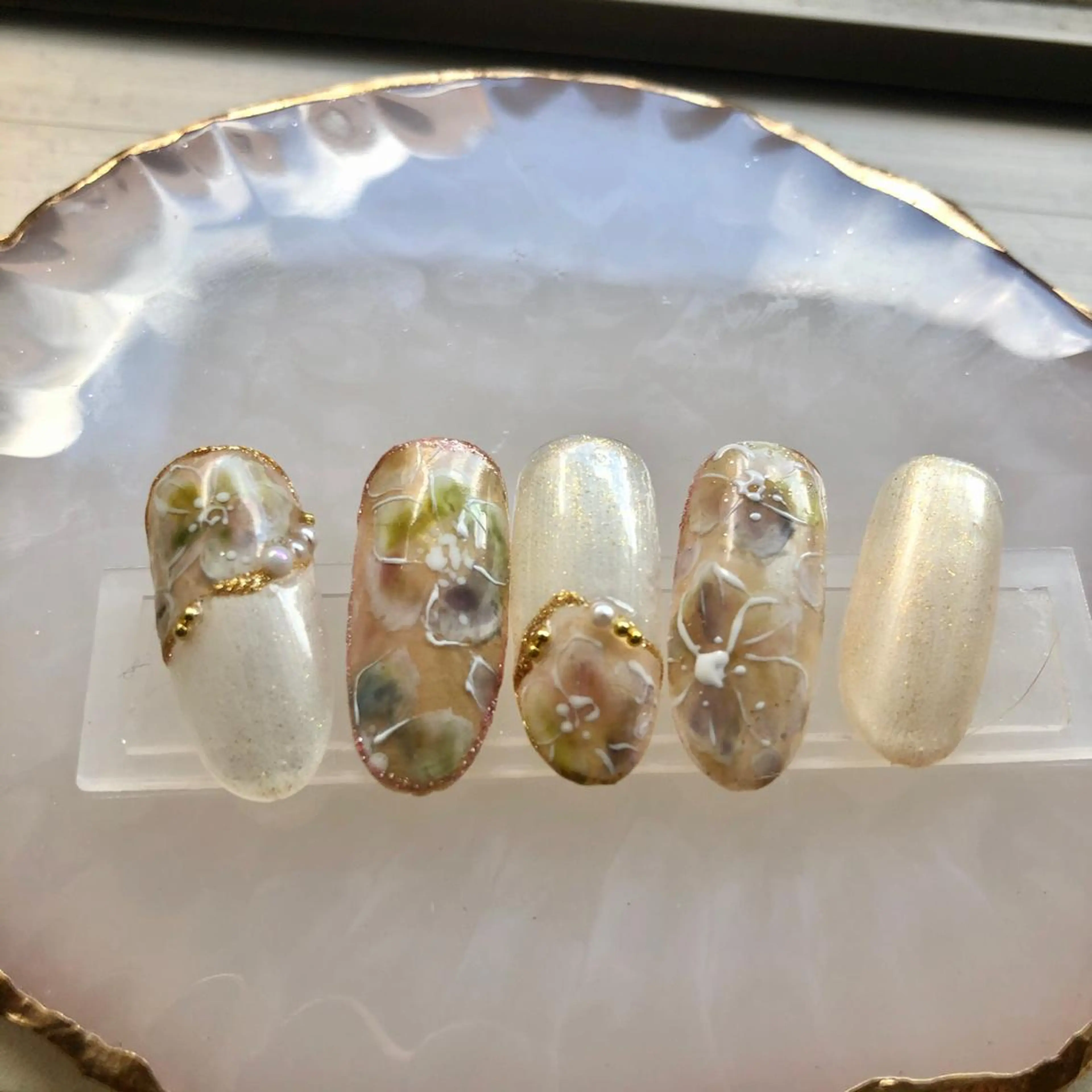 ネイル フラワーネイル 奥園 良恵のネイルデザイン