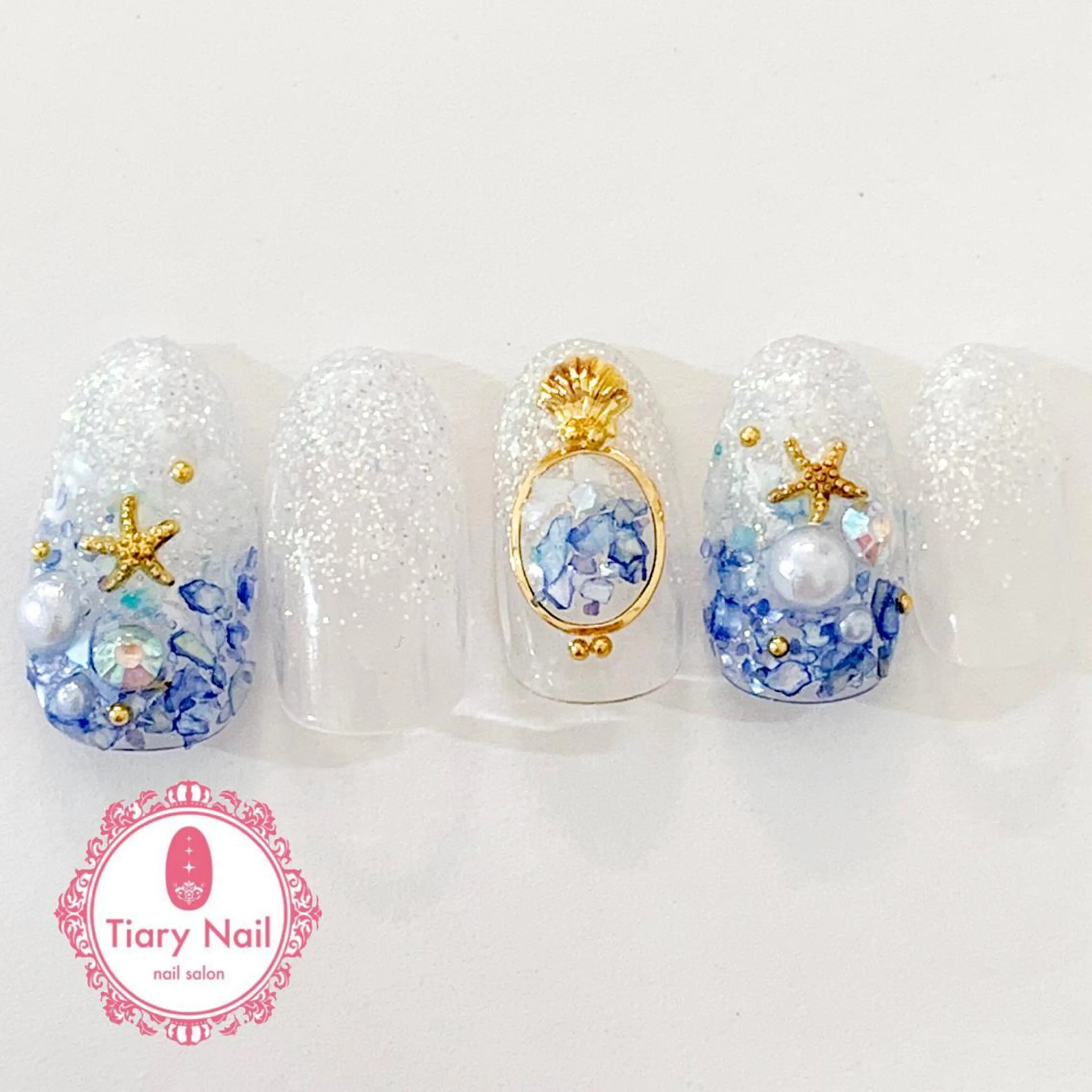 ネイル ハンドネイル 💗🪽Tiary Nail🪽💗のネイルデザイン