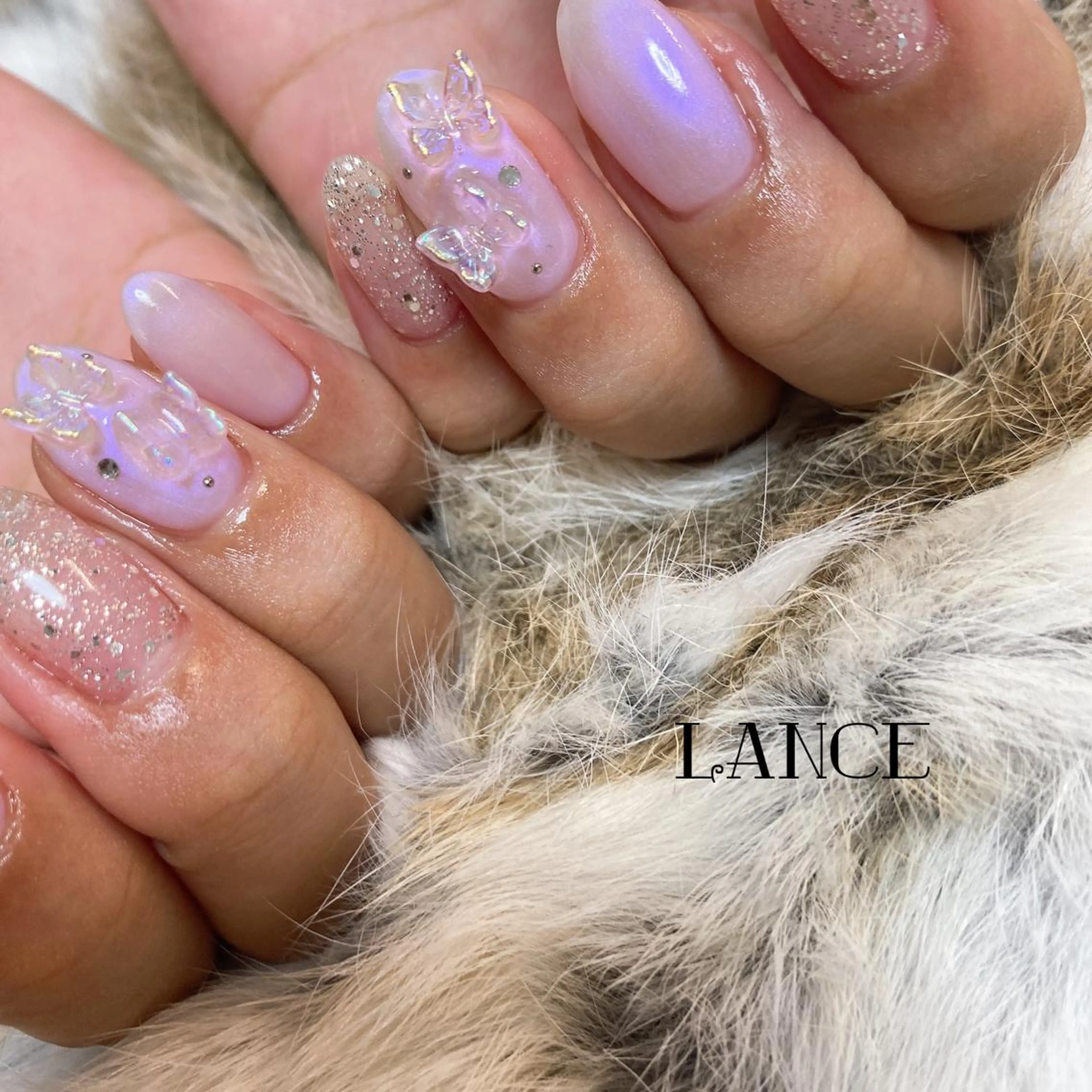 ミディアム ハンドネイル Lance nailのネイルデザイン