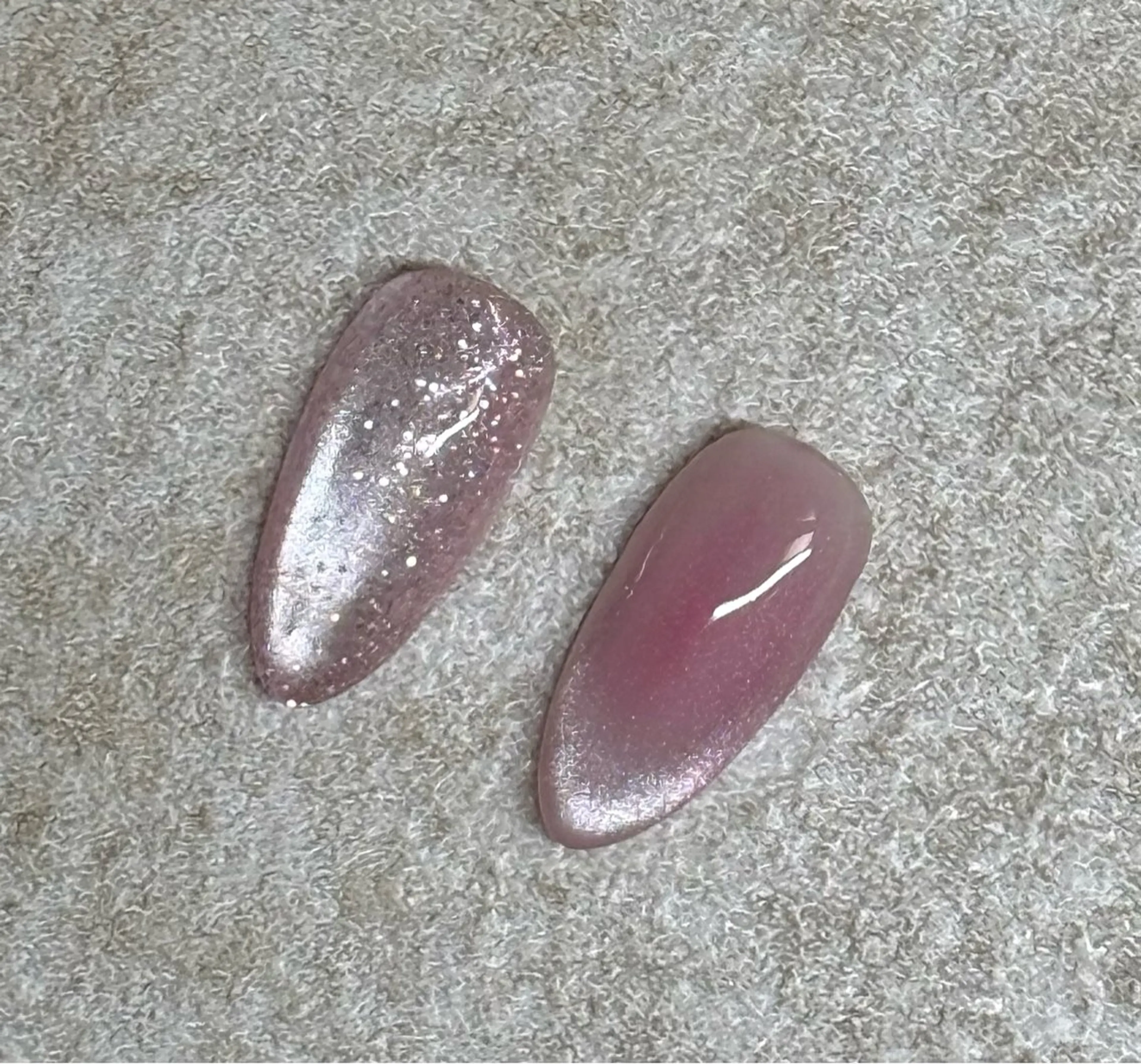 □  オフ込み　カラーベースのマグネットネイル🧲✨の写真